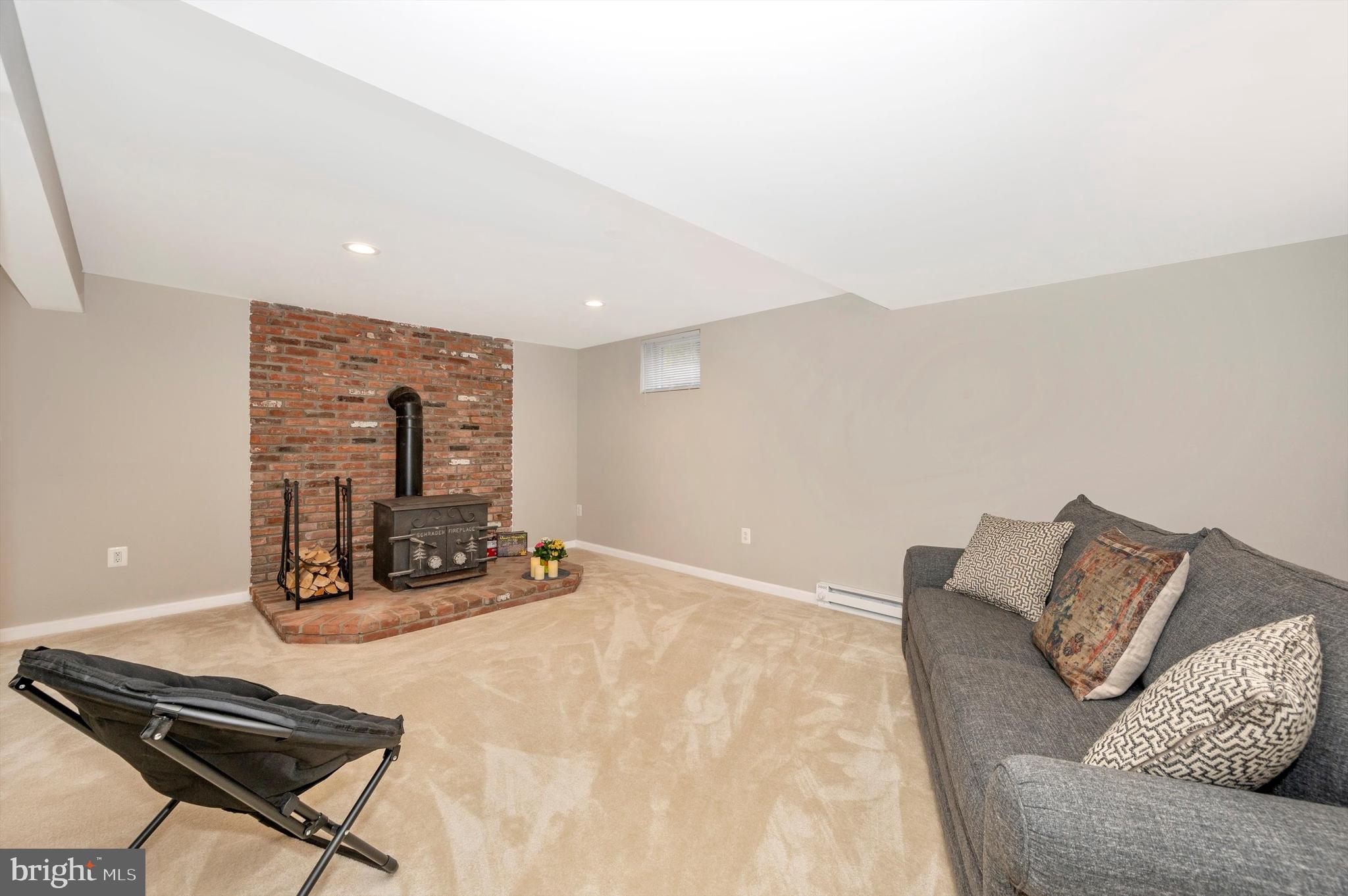 MONROVIA - Residential