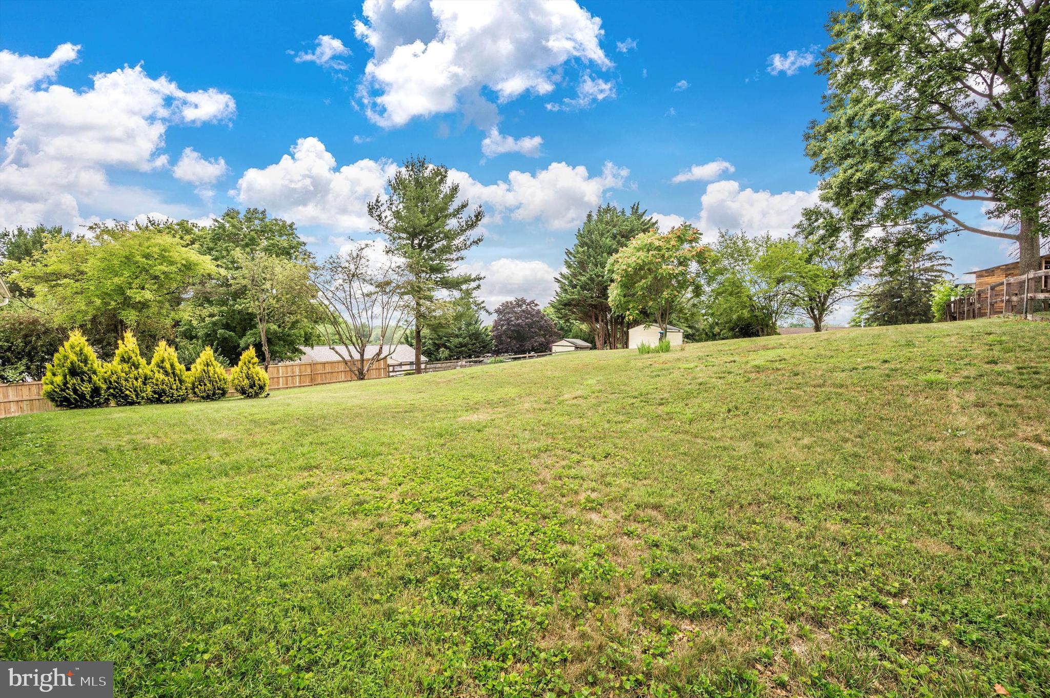 MONROVIA - Residential