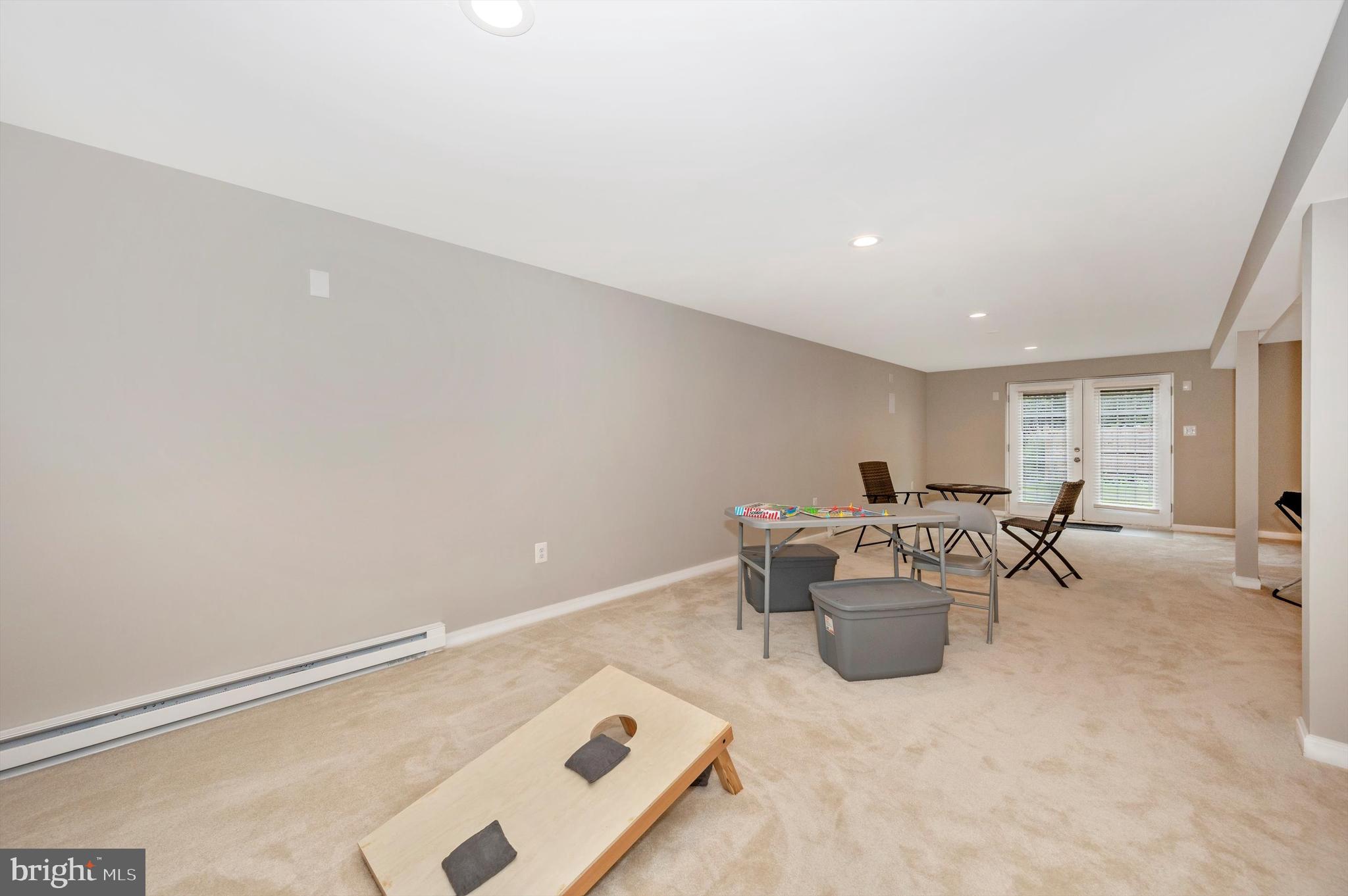 MONROVIA - Residential