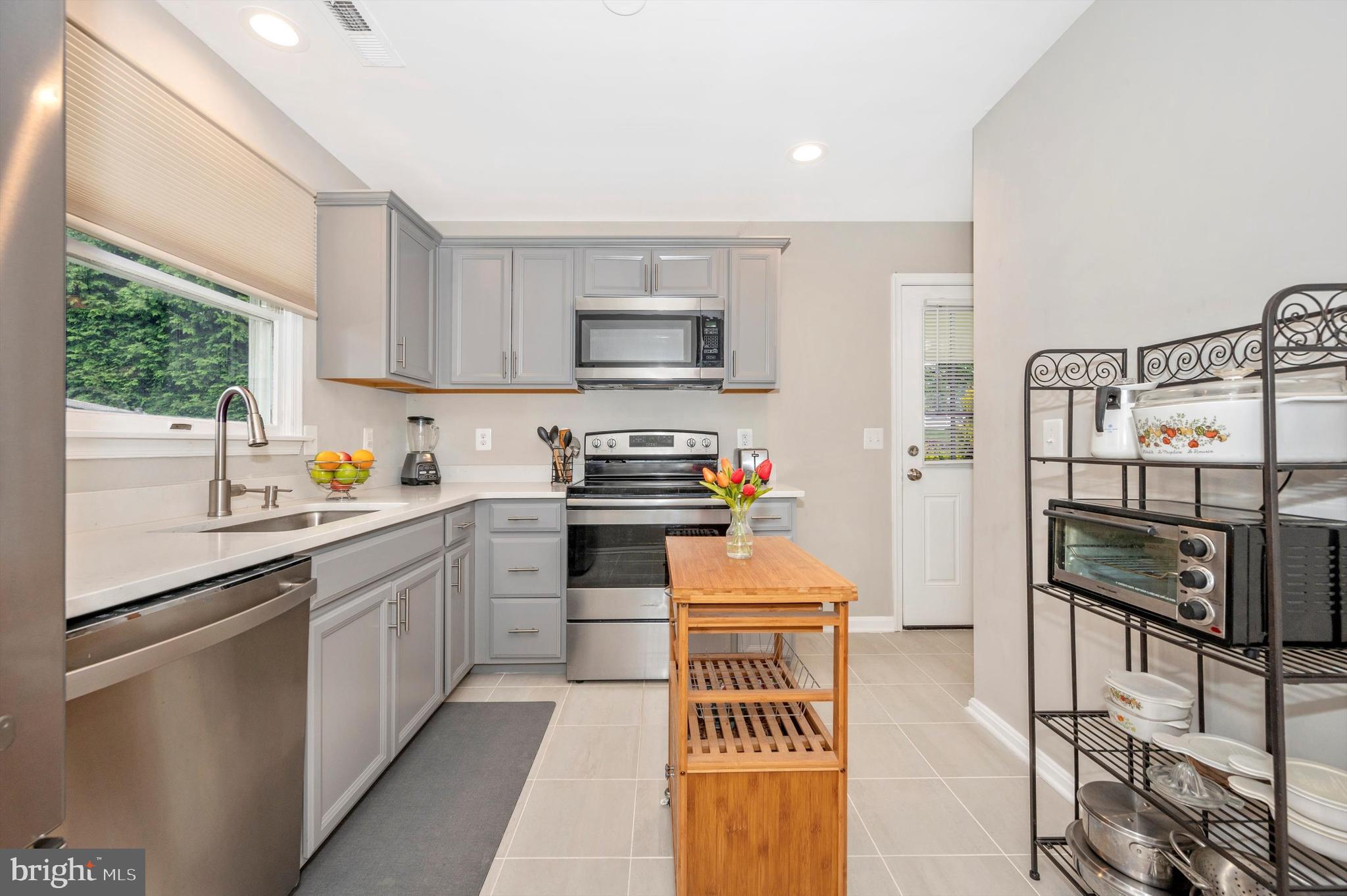 MONROVIA - Residential