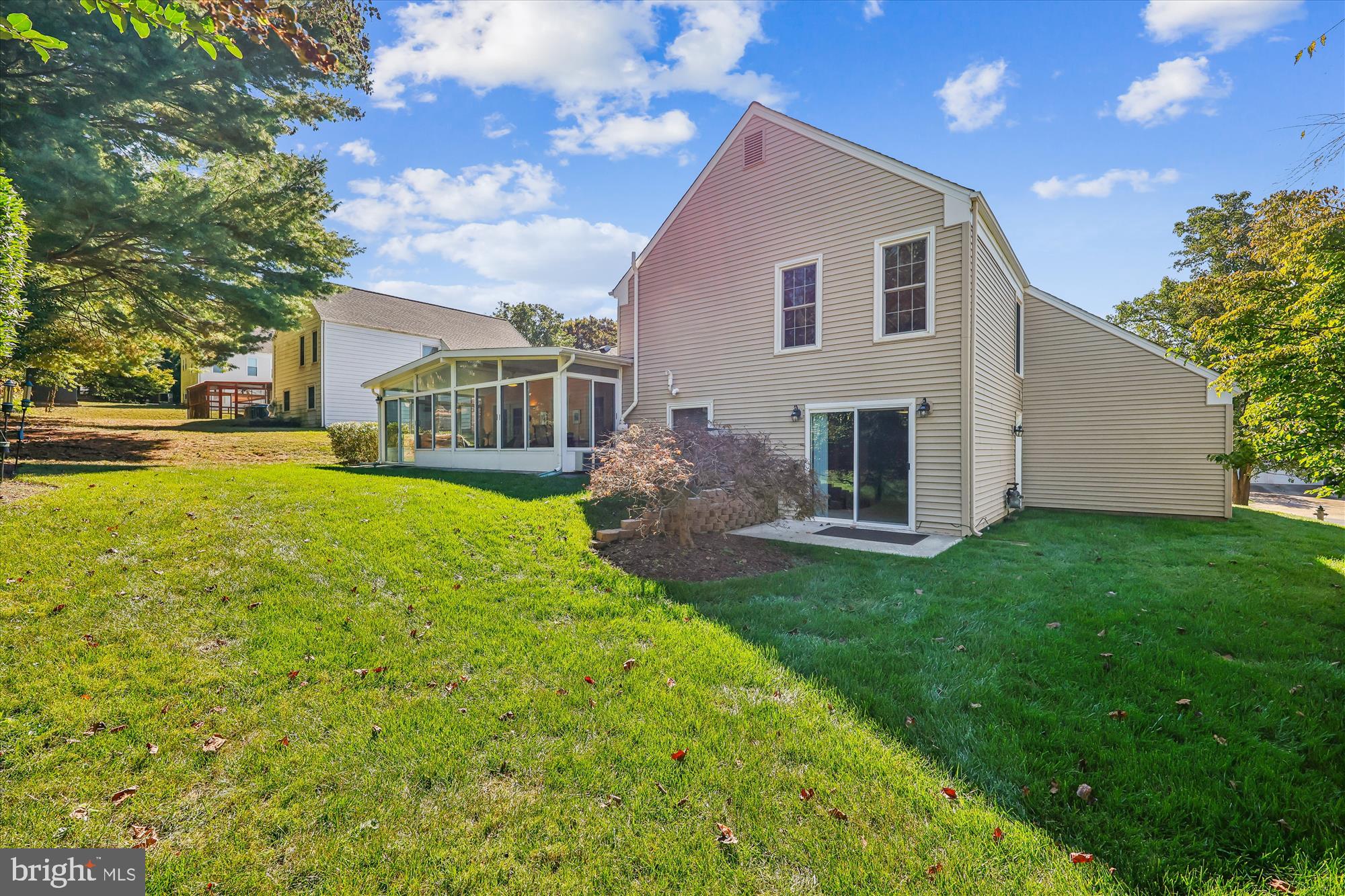 9013 WANDERING TRAIL DRIVE