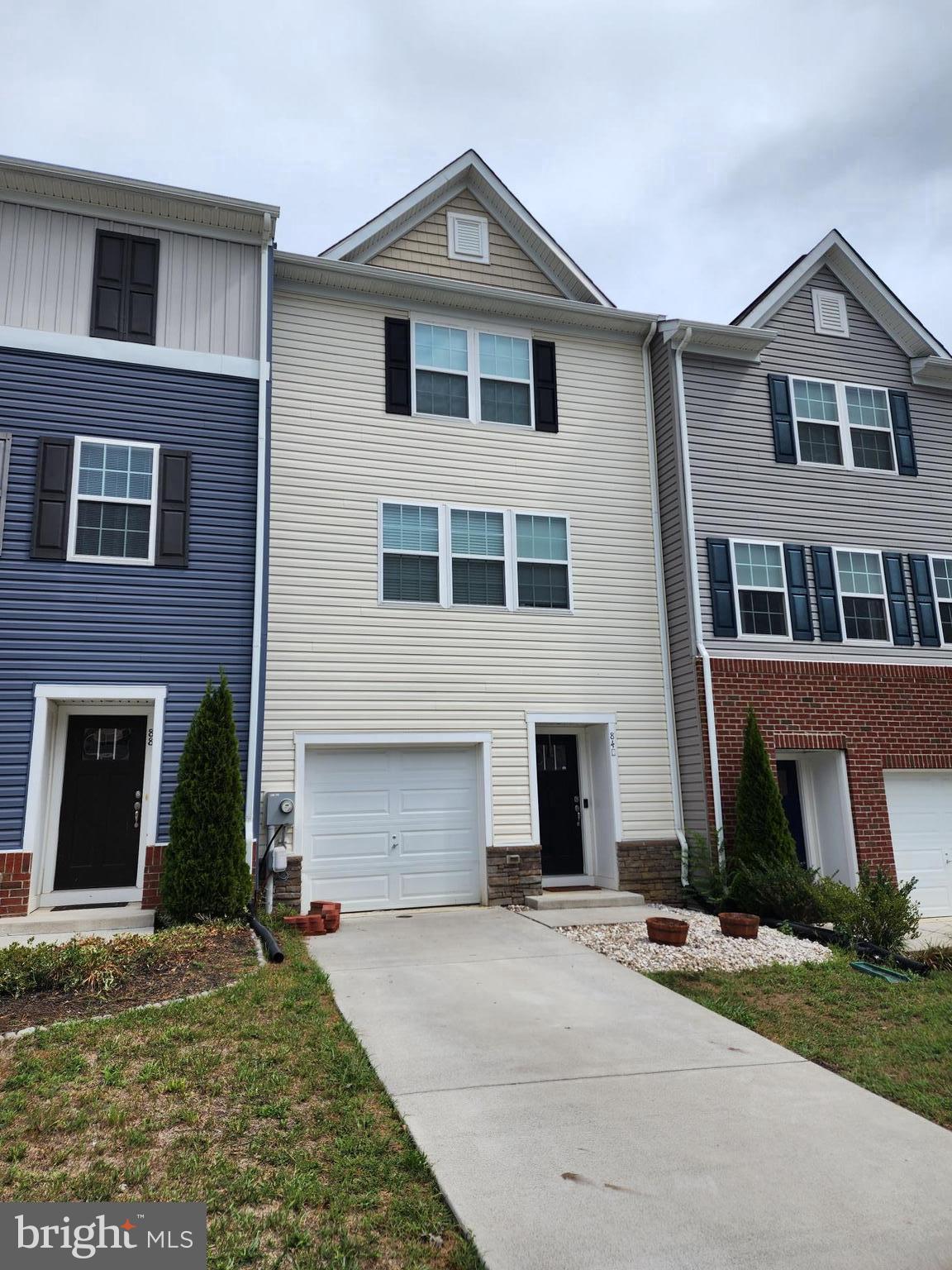 BERKELEY RIDGE - Residential