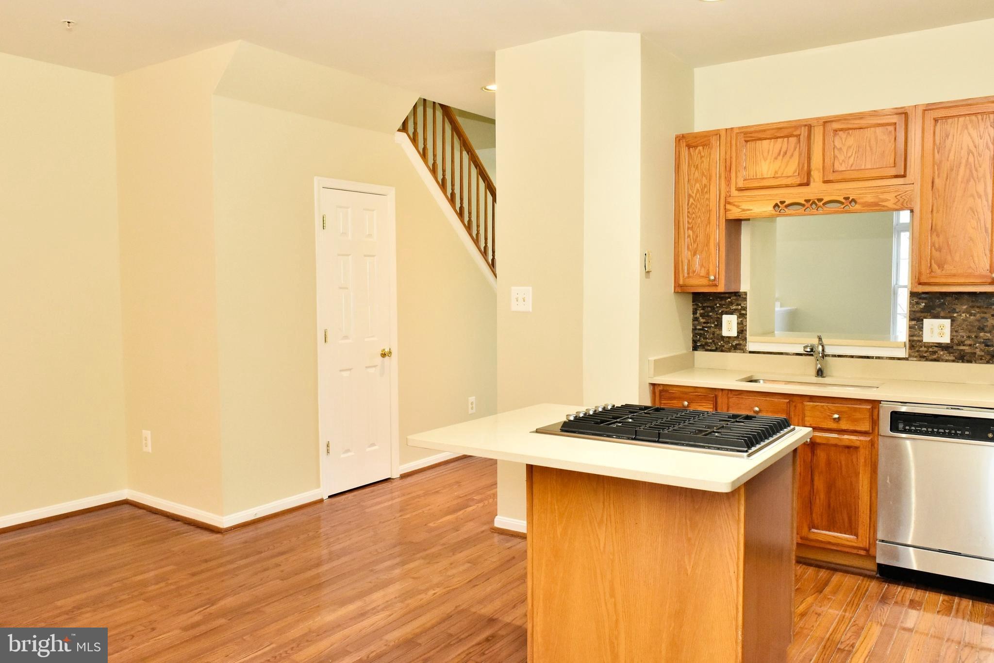 SNOWDEN RIDGE - Residential Lease