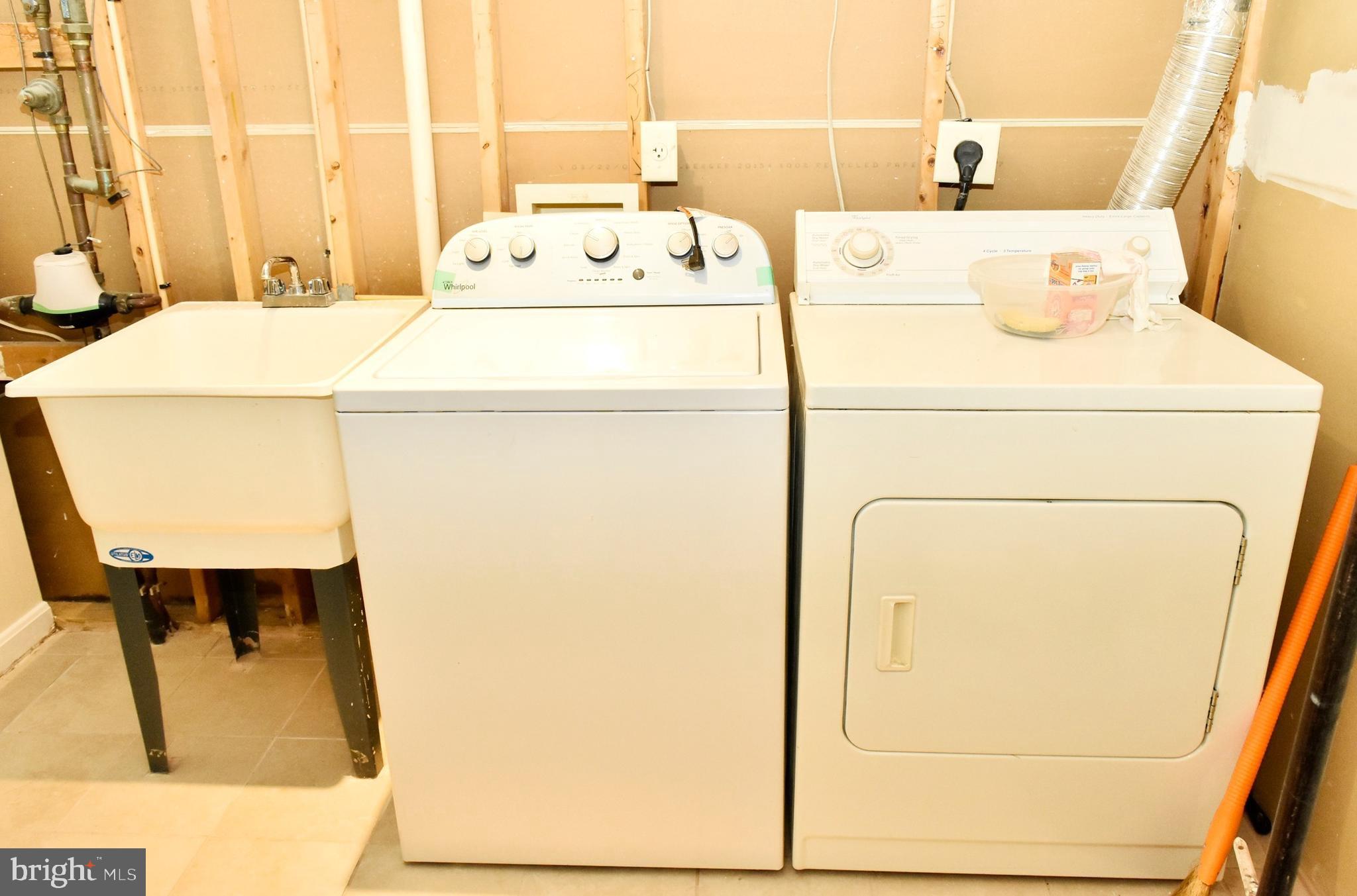 SNOWDEN RIDGE - Residential Lease