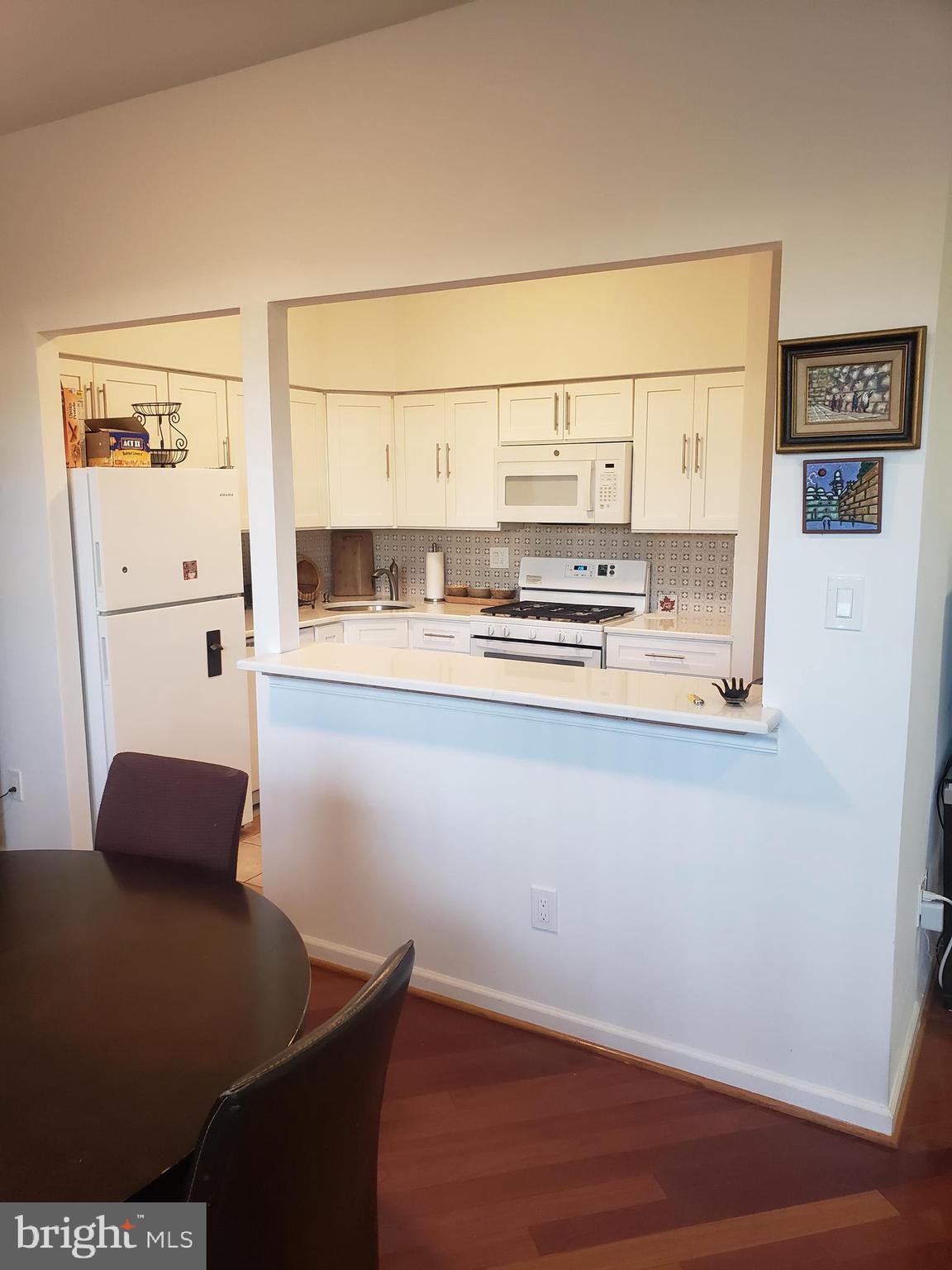 SOMERTON - Residential