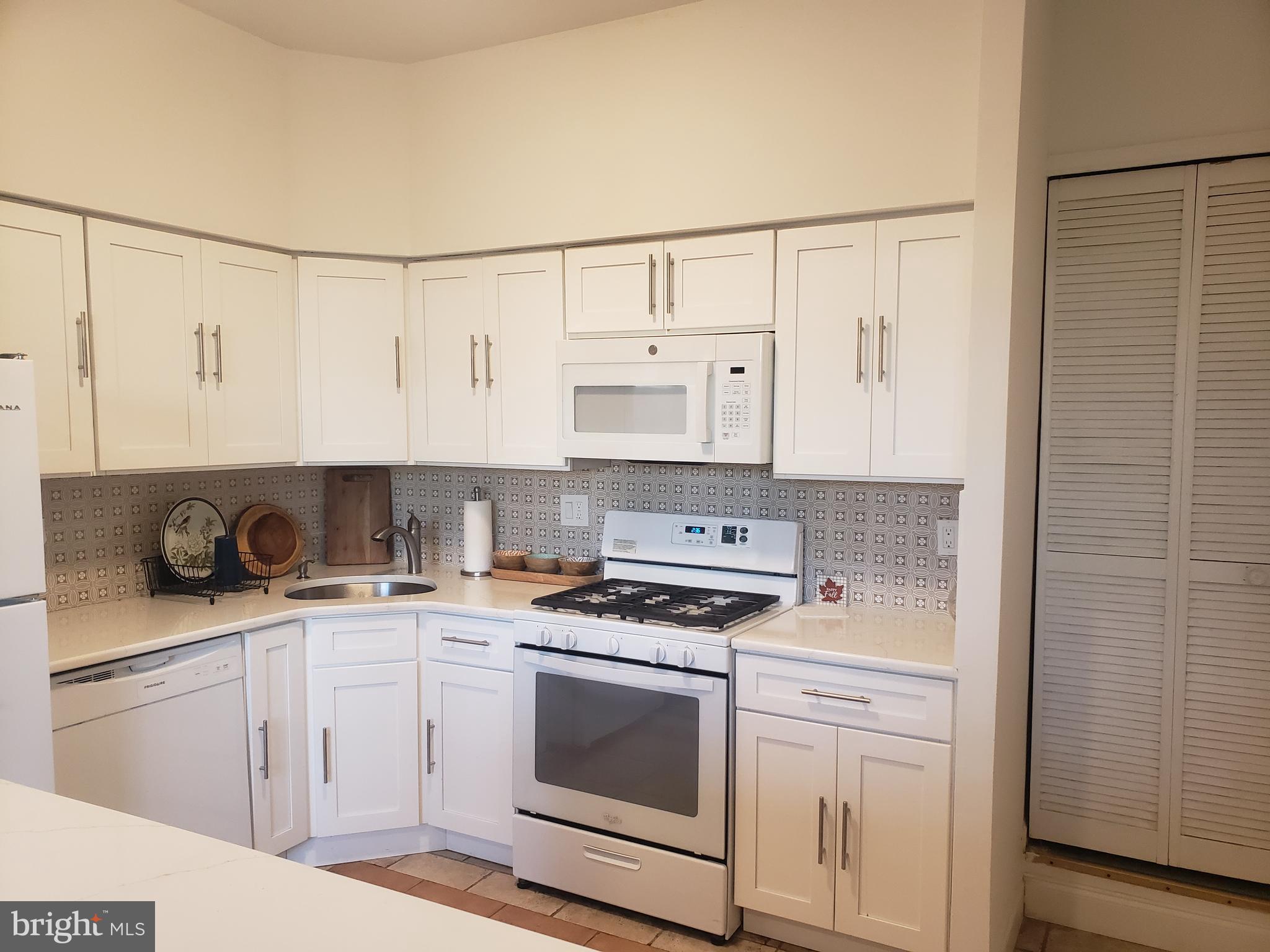 SOMERTON - Residential