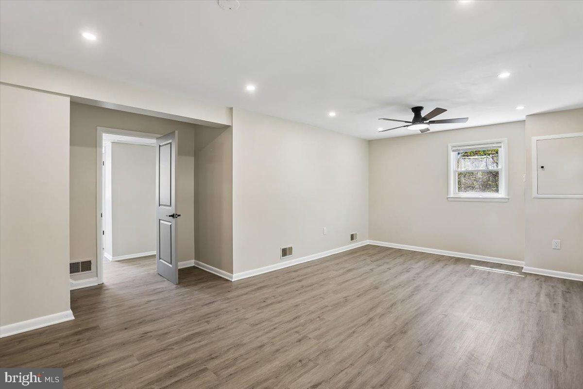 KENSINGTON HEIGHTS - Residential