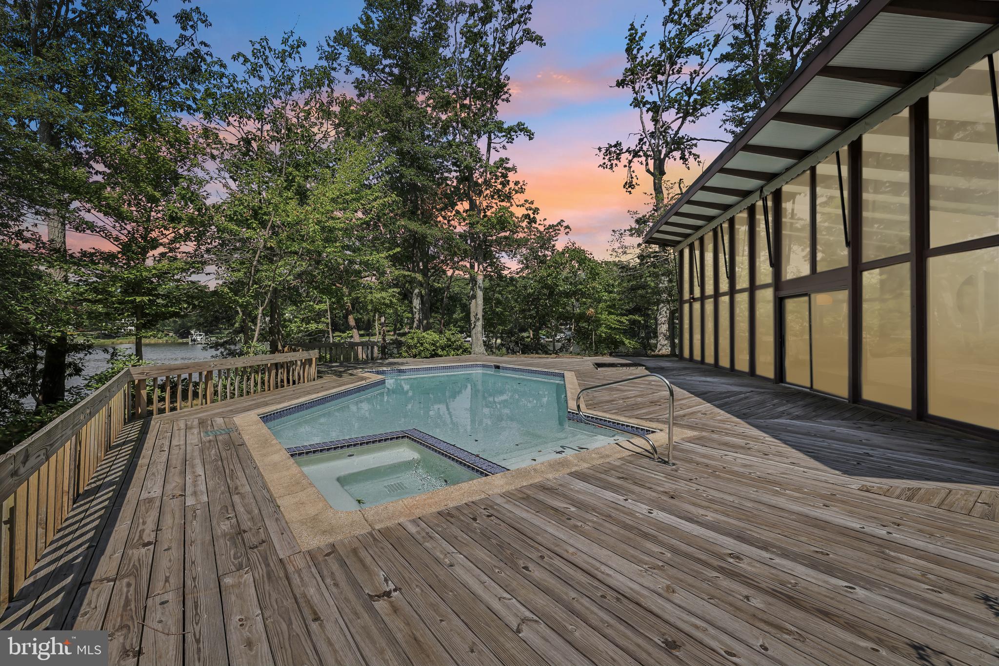 1674 HOMEWOOD LANDING ROAD