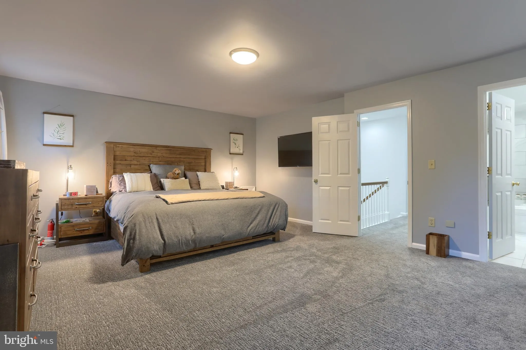 Hummelstown, Pennsylvania 17036, United States, 3 Bedrooms Bedrooms, ,4 BathroomsBathrooms,Residential,Pending,90432