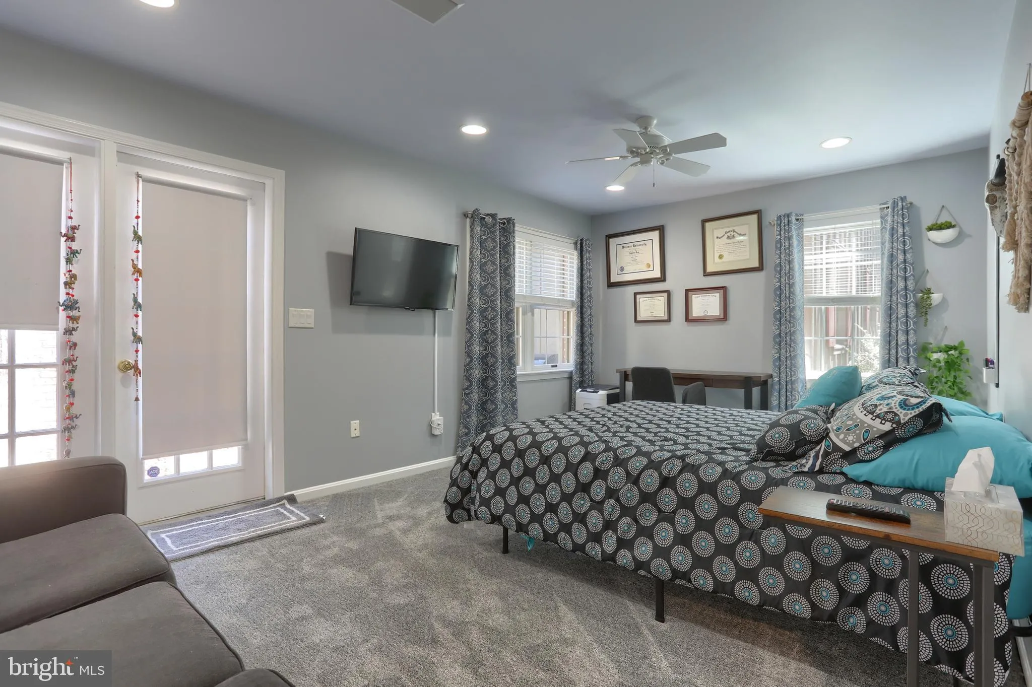 Hummelstown, Pennsylvania 17036, United States, 3 Bedrooms Bedrooms, ,4 BathroomsBathrooms,Residential,Pending,90432