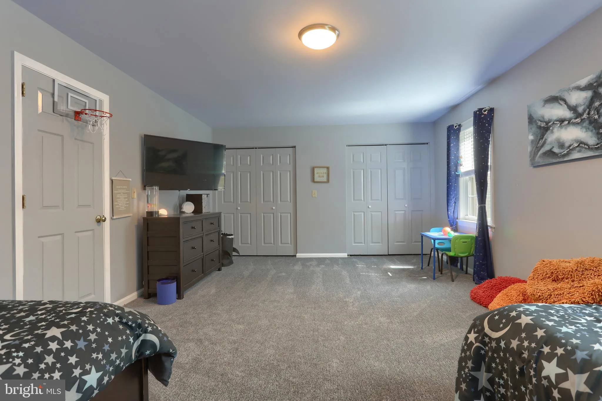 Hummelstown, Pennsylvania 17036, United States, 3 Bedrooms Bedrooms, ,4 BathroomsBathrooms,Residential,Pending,90432