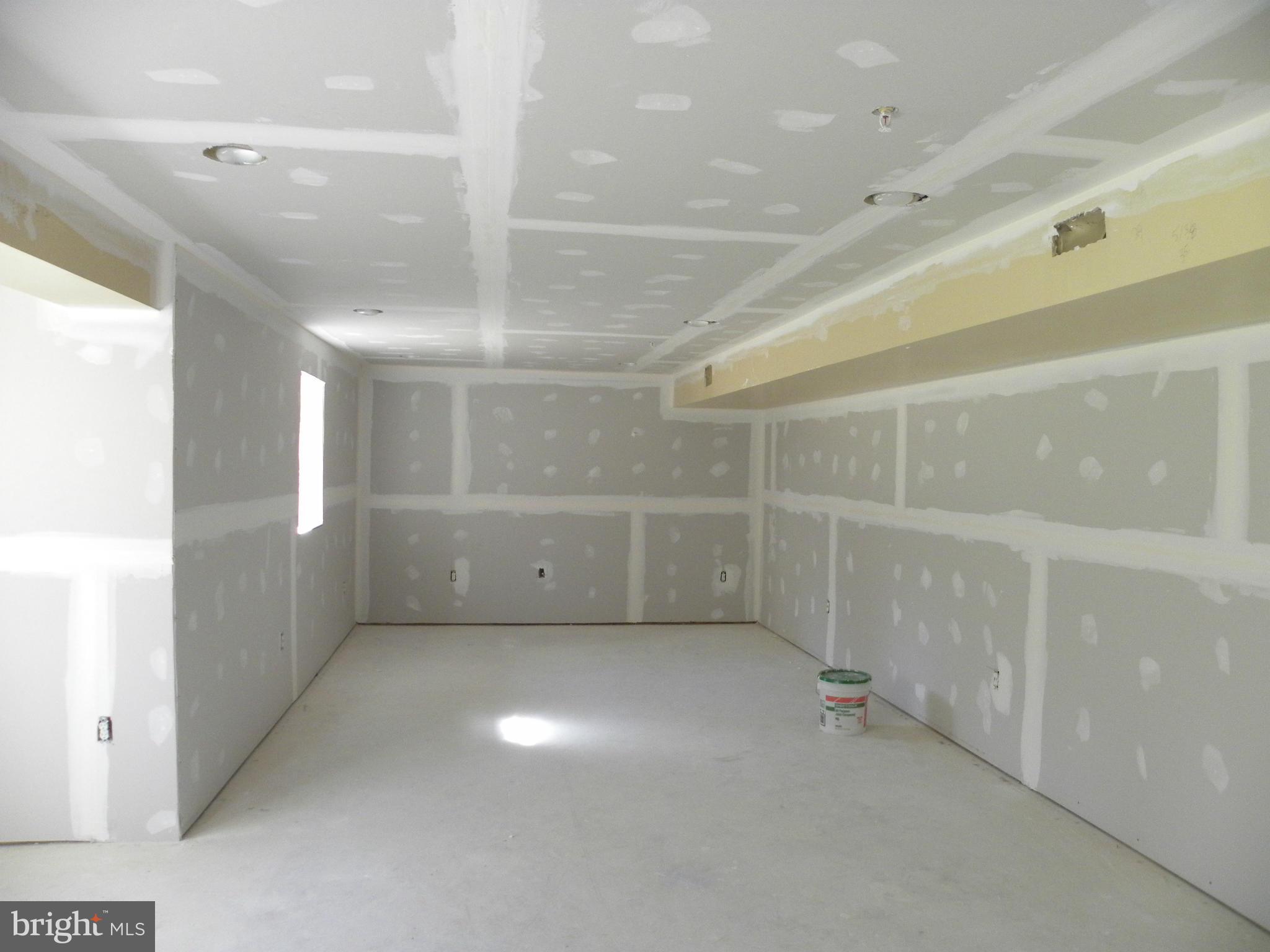 HUDELSONS FOREST - Residential