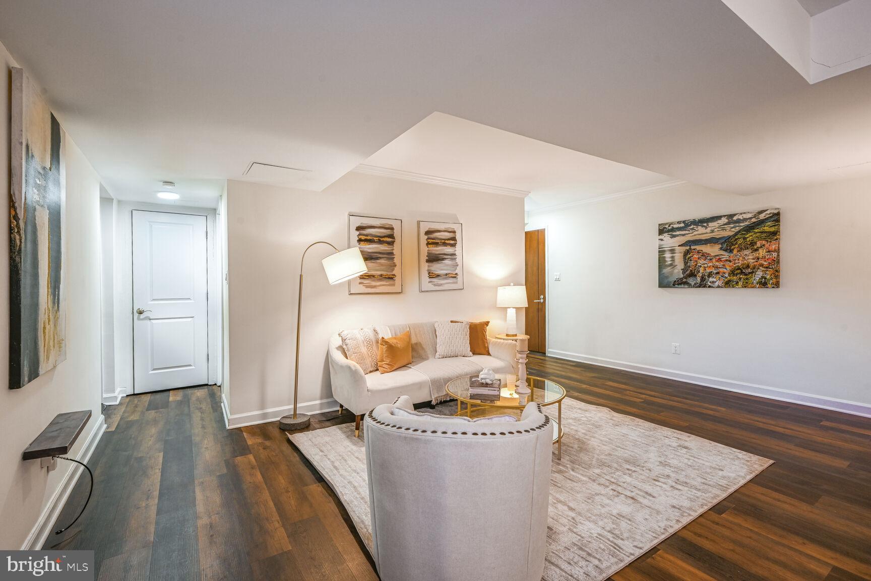 GLOVER PARK - Residential