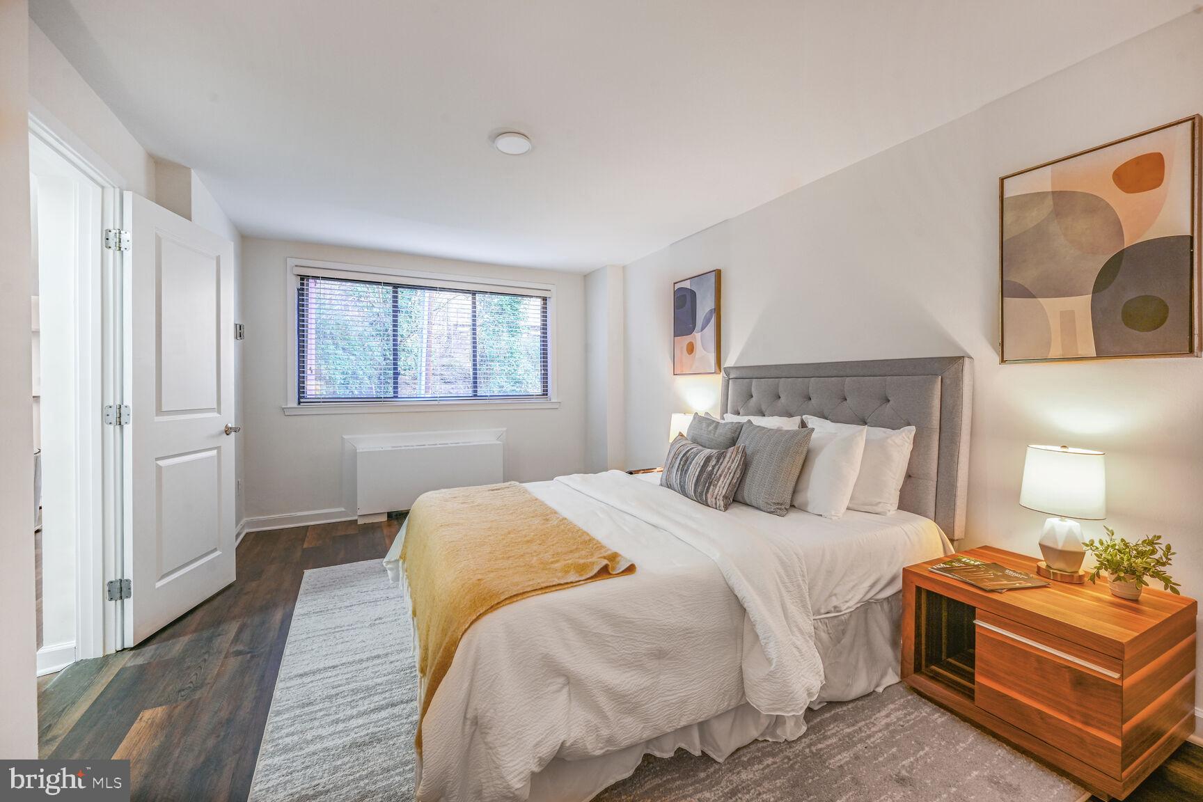 GLOVER PARK - Residential