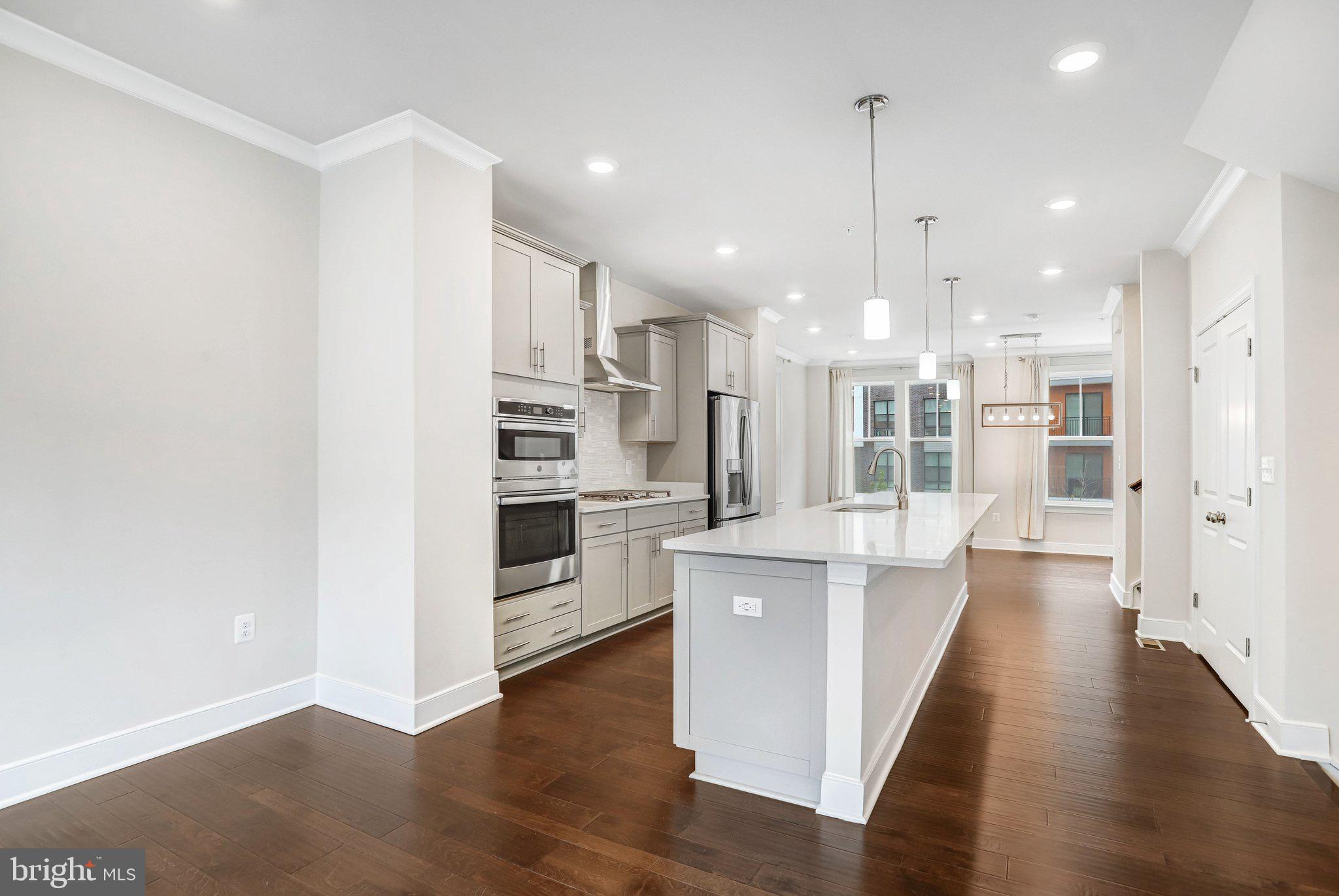 CROWN FARM - Residential