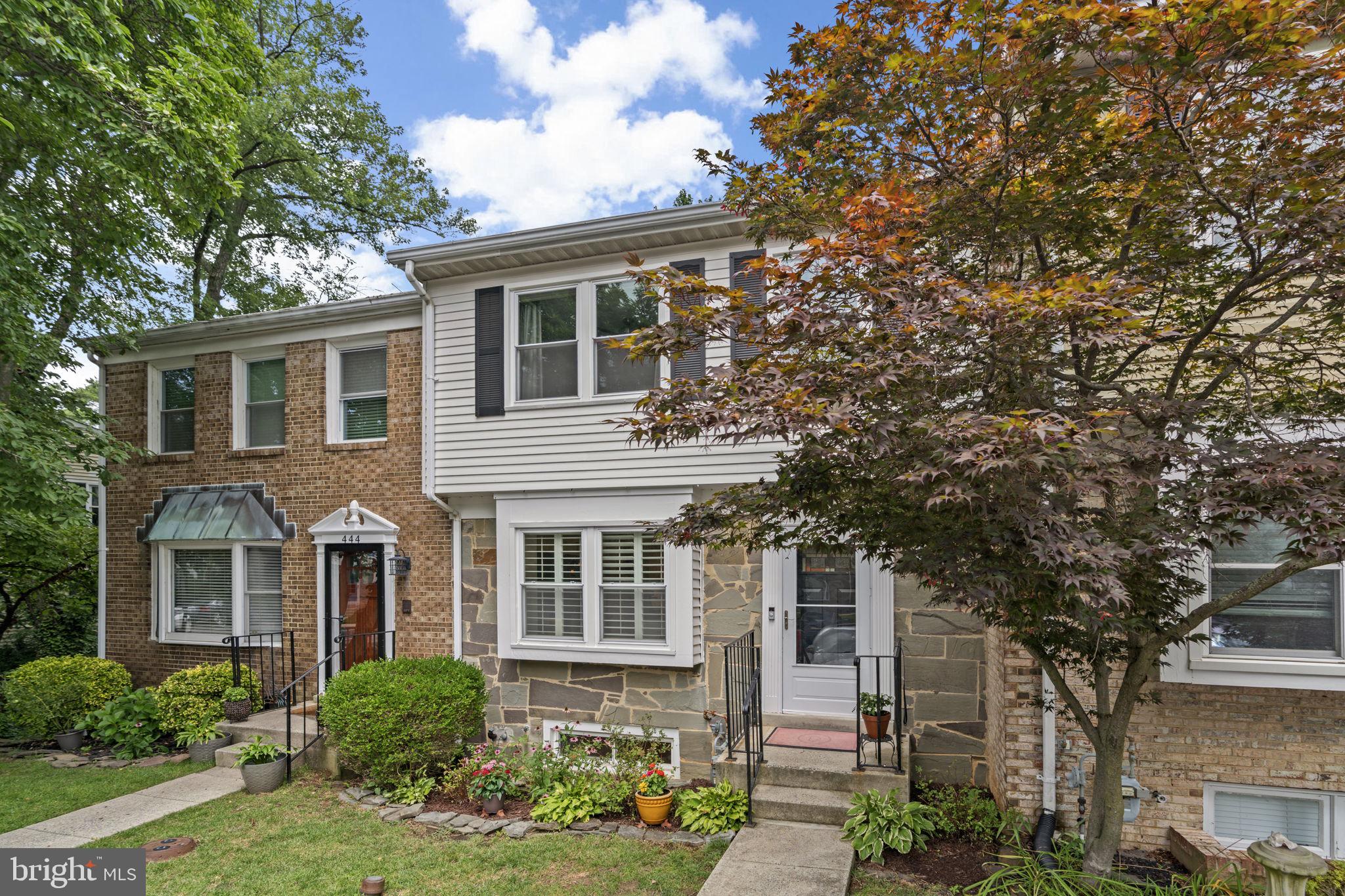 446 COLONIAL RIDGE LANE
