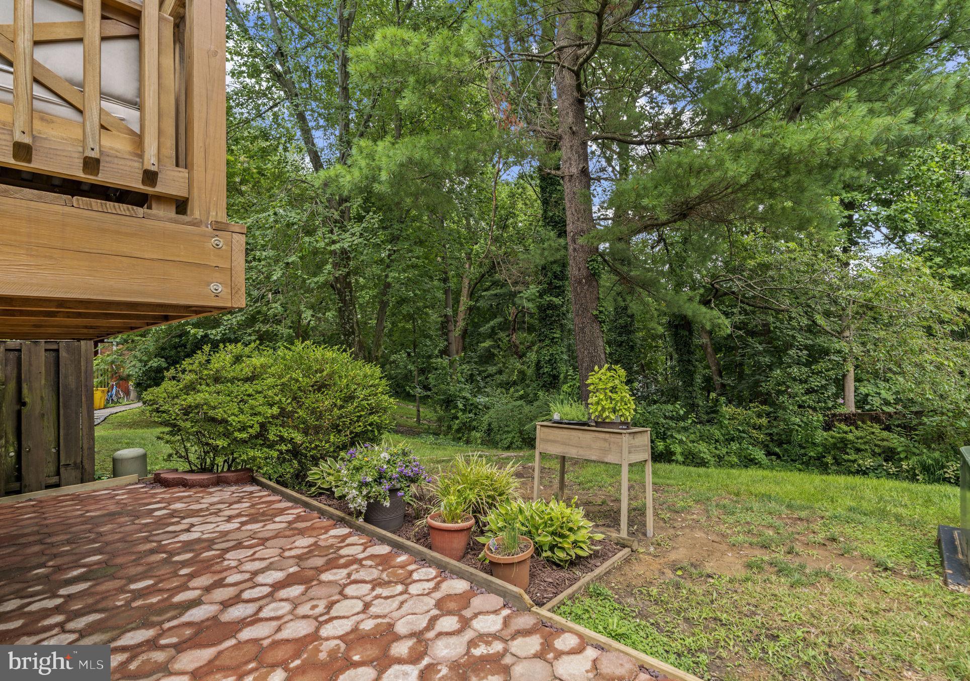 446 COLONIAL RIDGE LANE