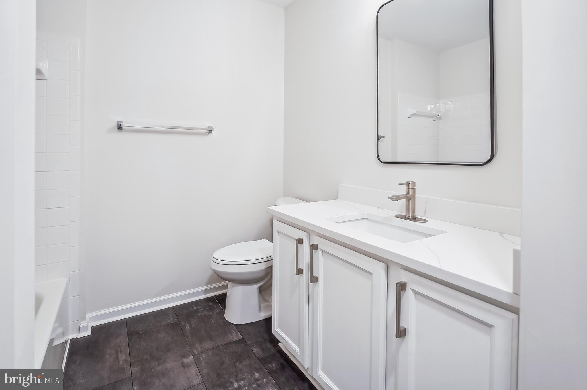 HILLCREST TOWNE - Residential