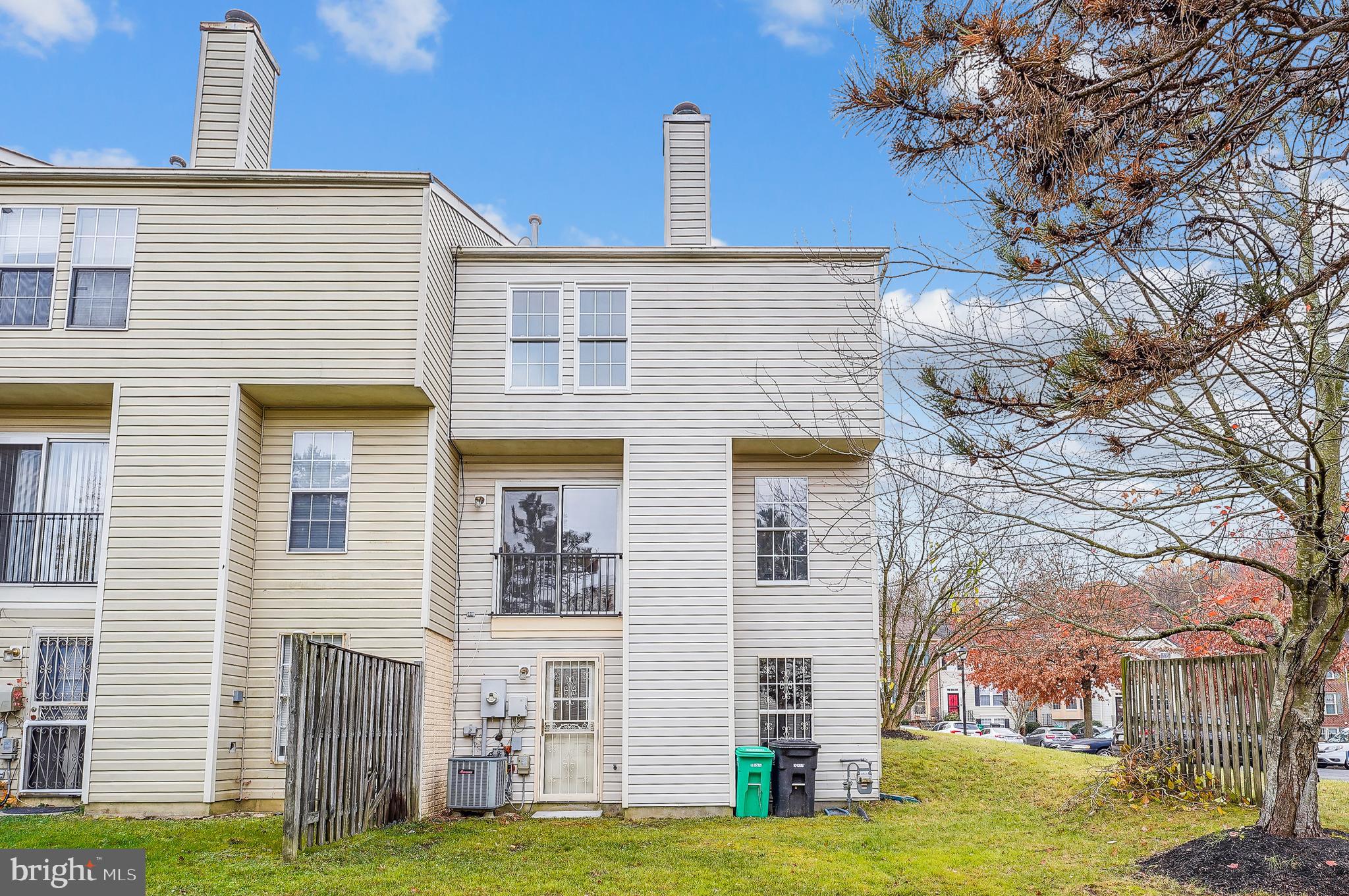 HILLCREST TOWNE - Residential