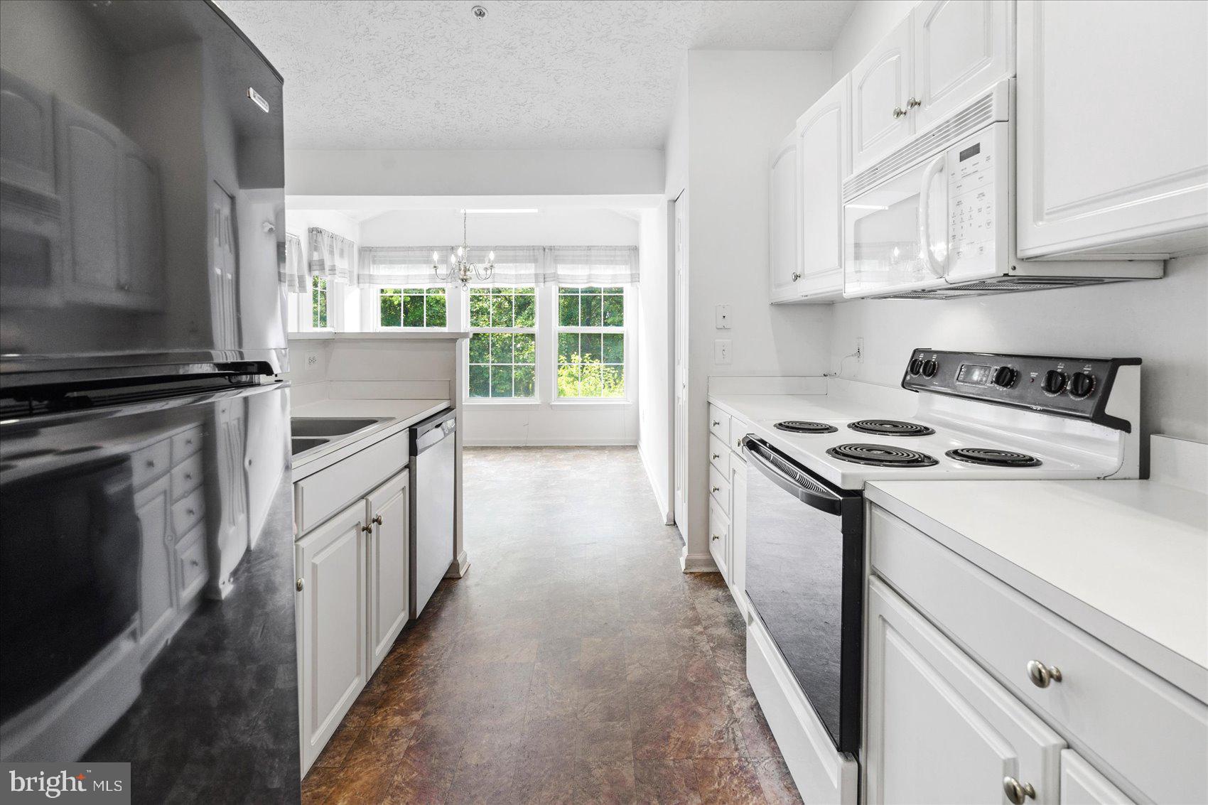 DEVONSHIRE AT WHITEMARSH - Residential