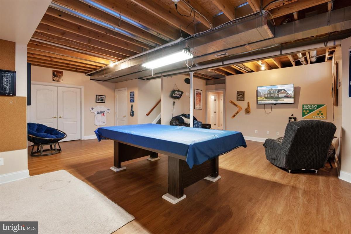 NORTH BROOK - Residential