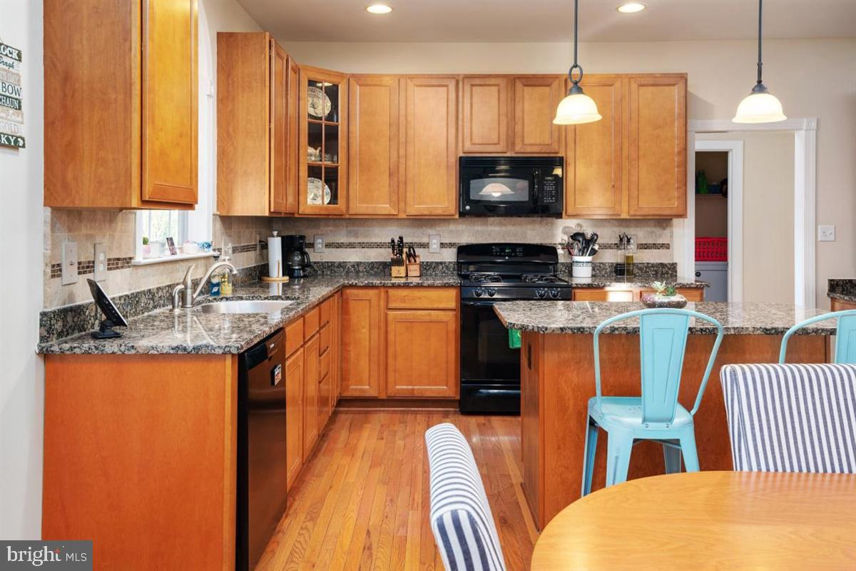 NORTH BROOK - Residential