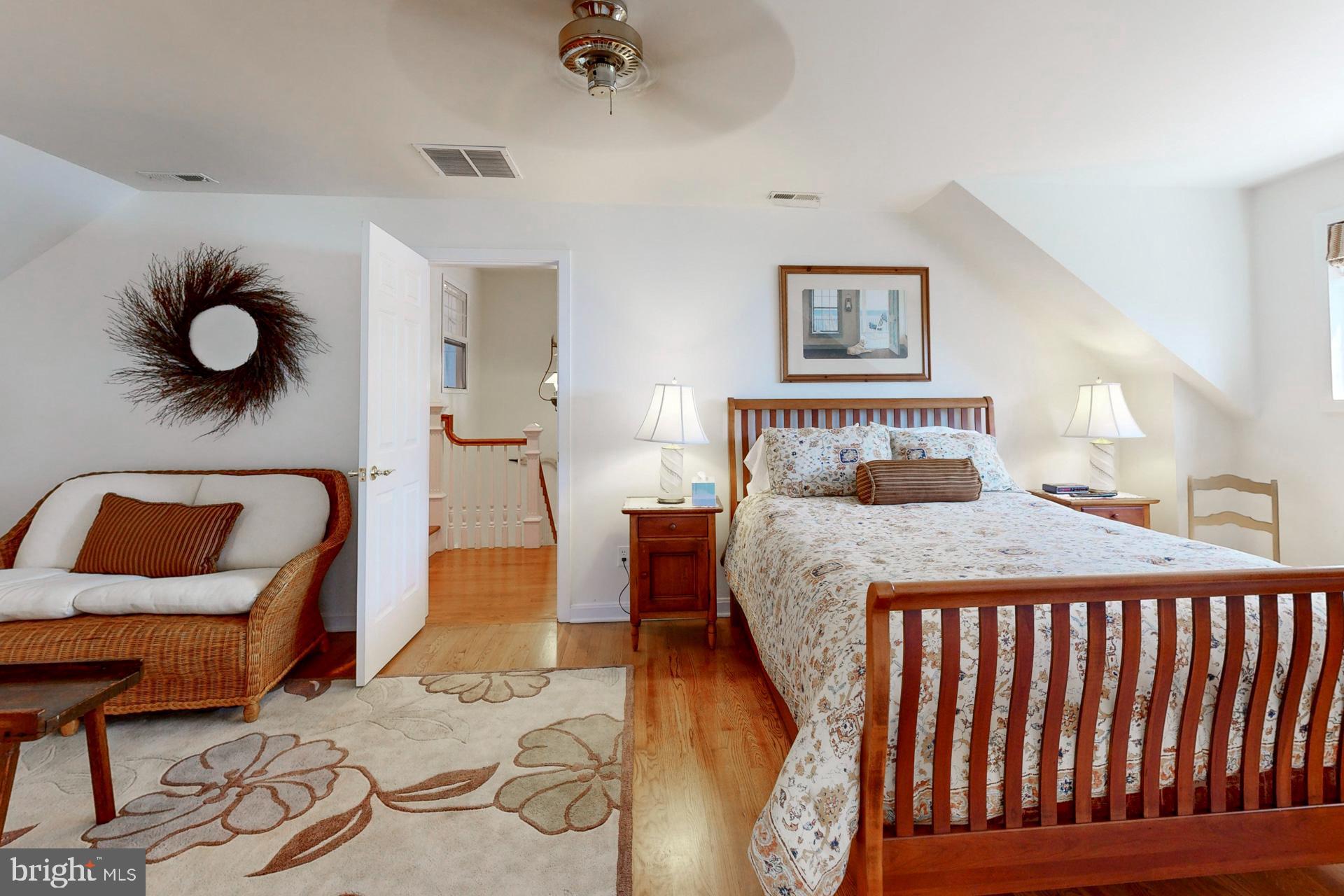 ROYAL OAK - Residential