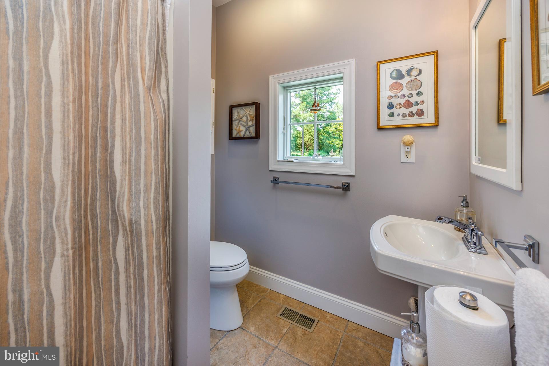 ROYAL OAK - Residential