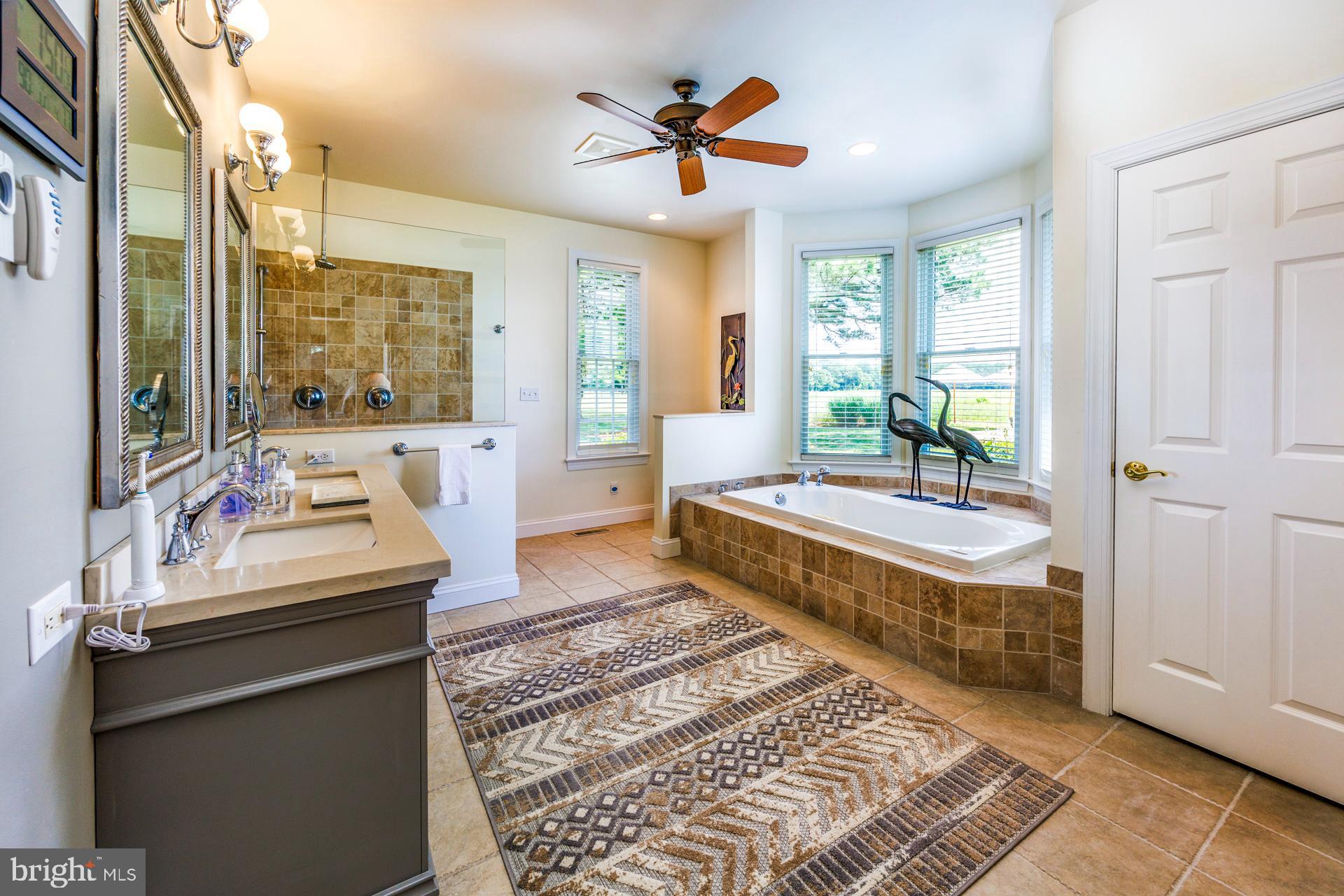 ROYAL OAK - Residential