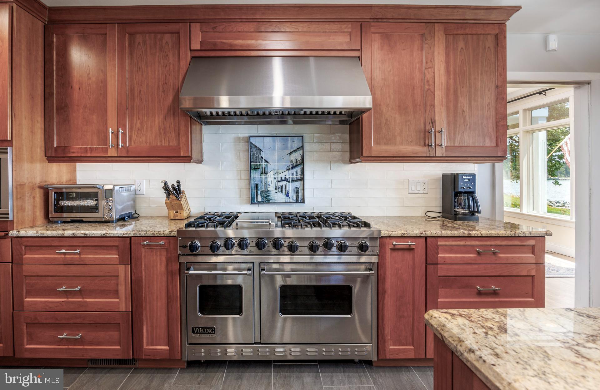 ROYAL OAK - Residential