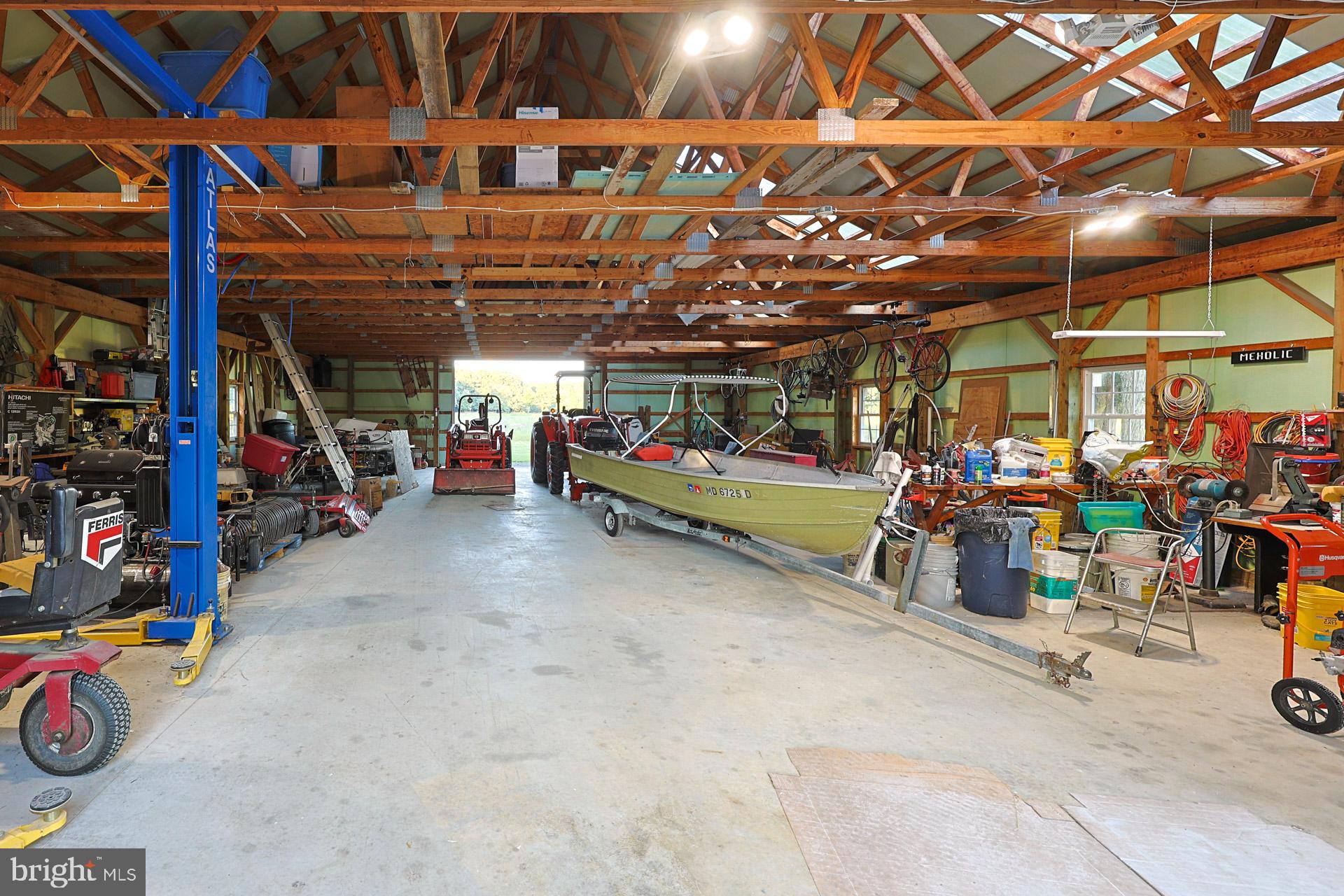 ROYAL OAK - Residential