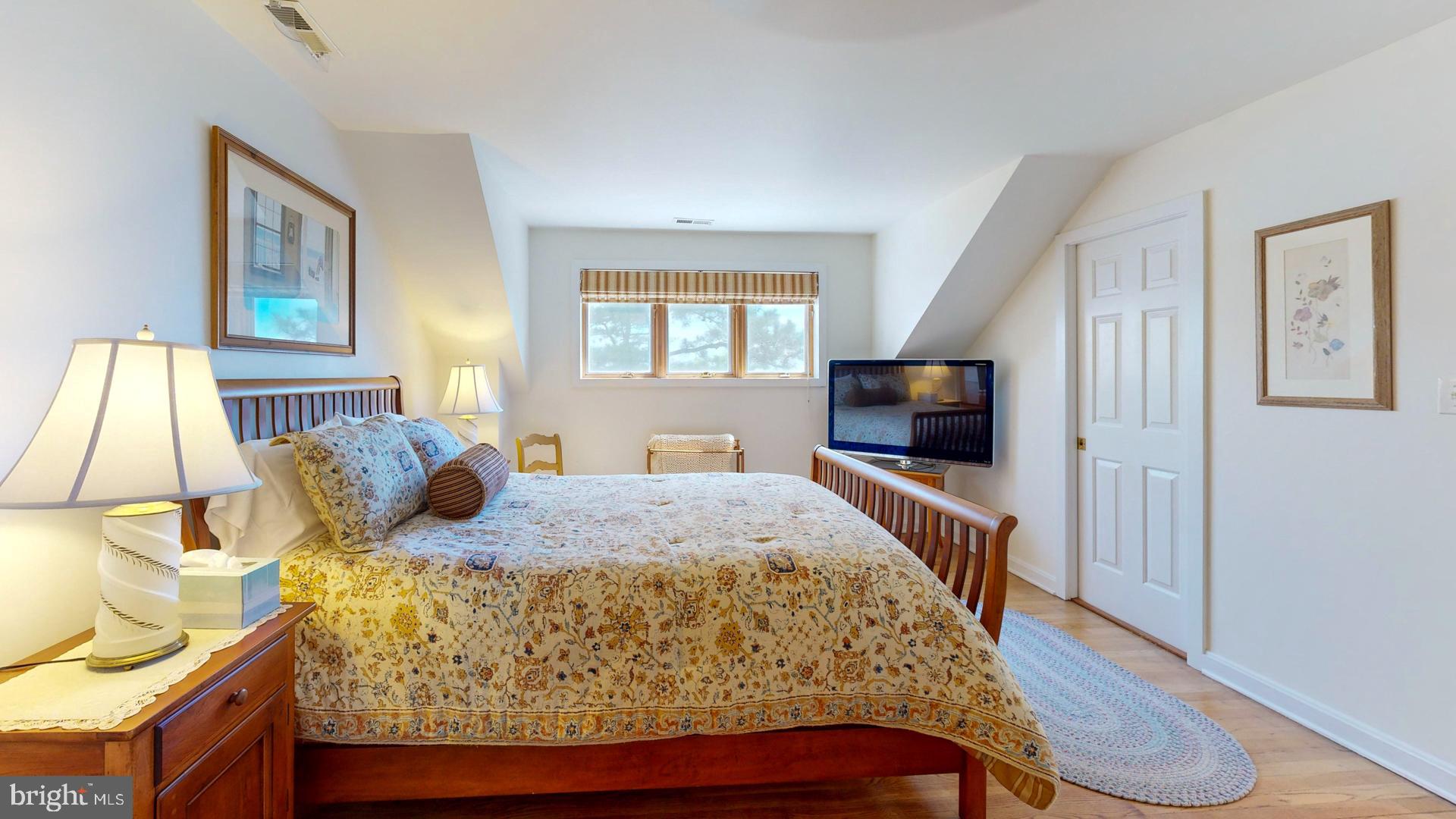 ROYAL OAK - Residential