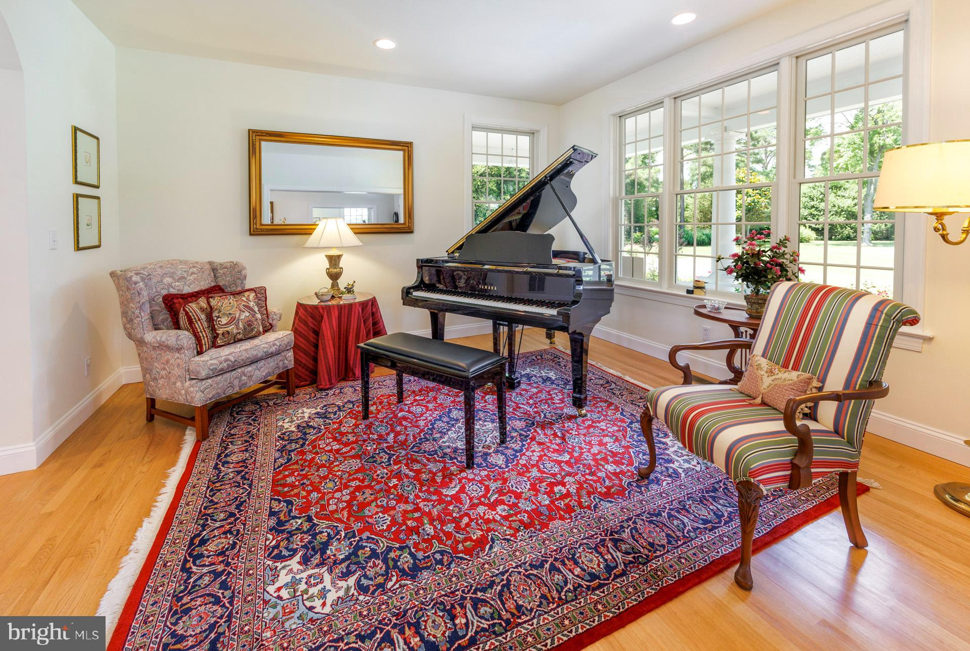 ROYAL OAK - Residential