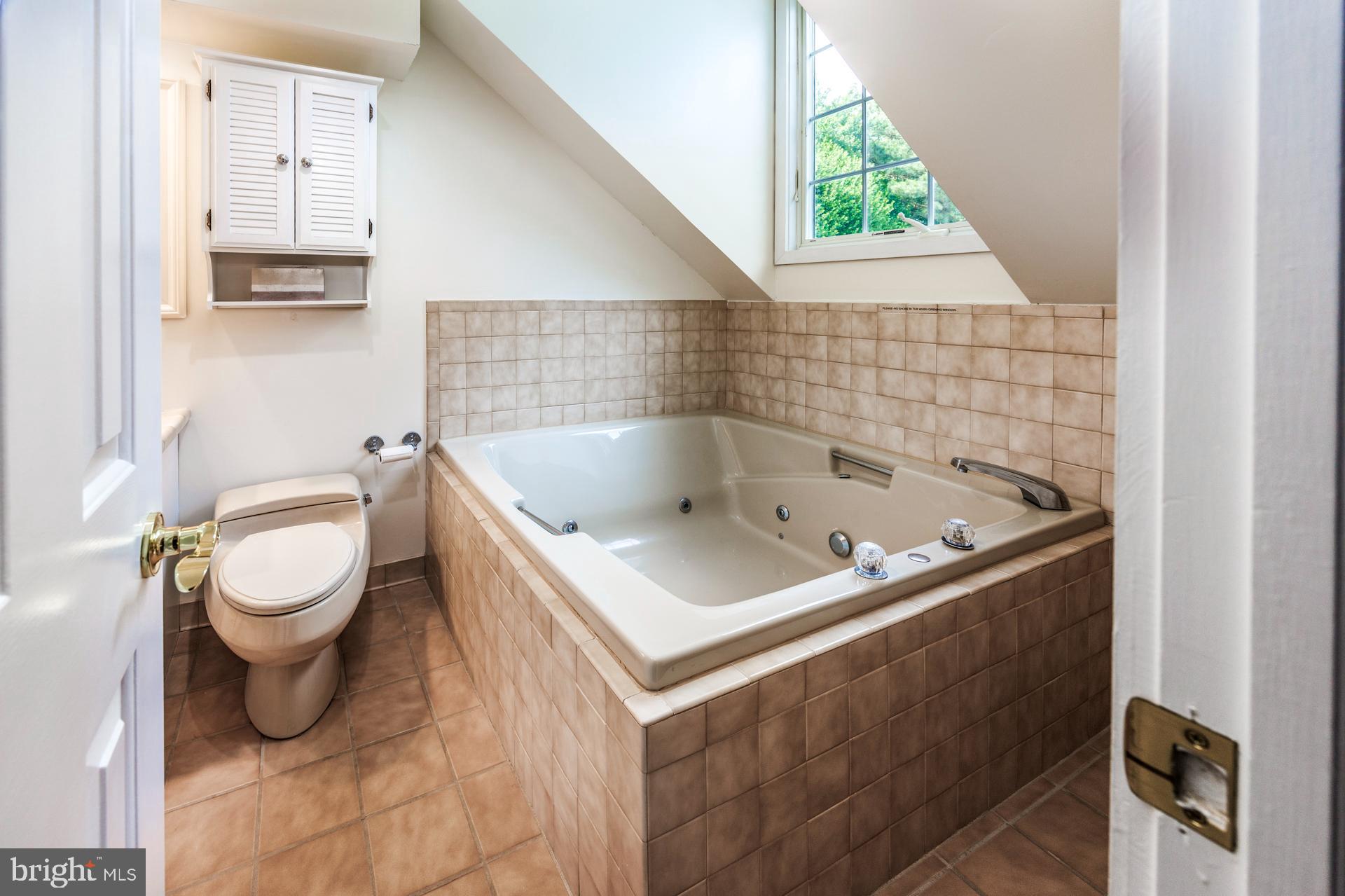 ROYAL OAK - Residential