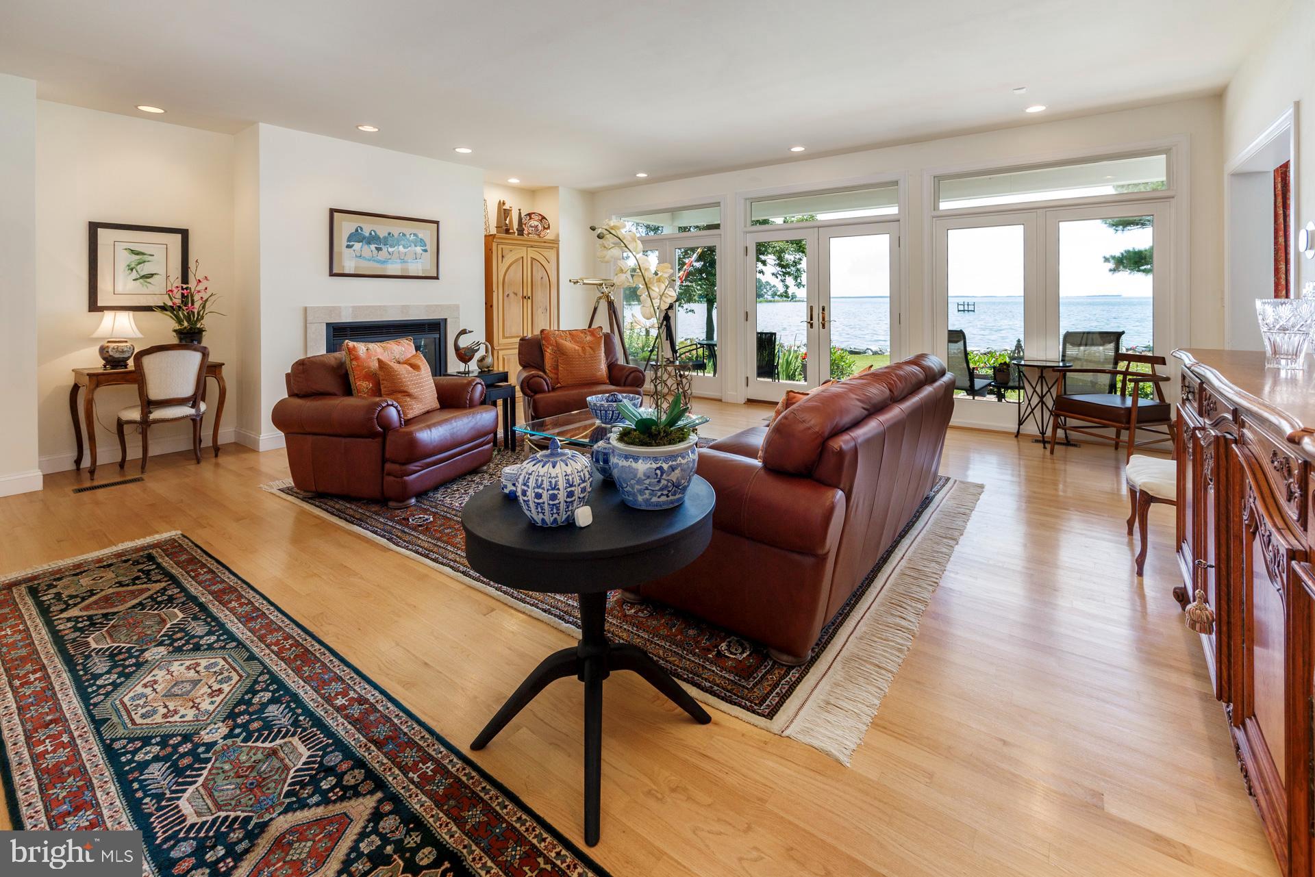 ROYAL OAK - Residential