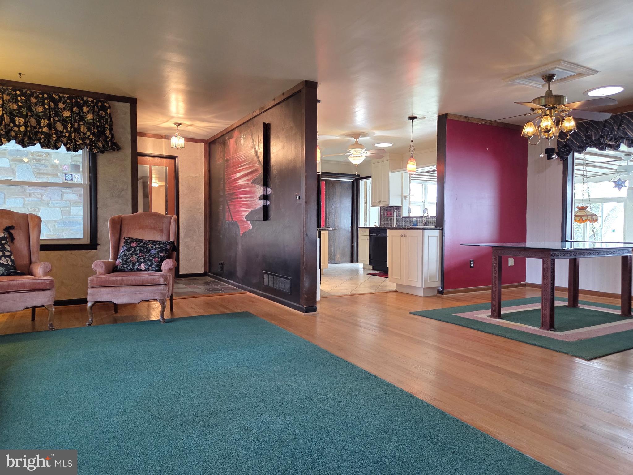 JARRETTSVILLE - Residential