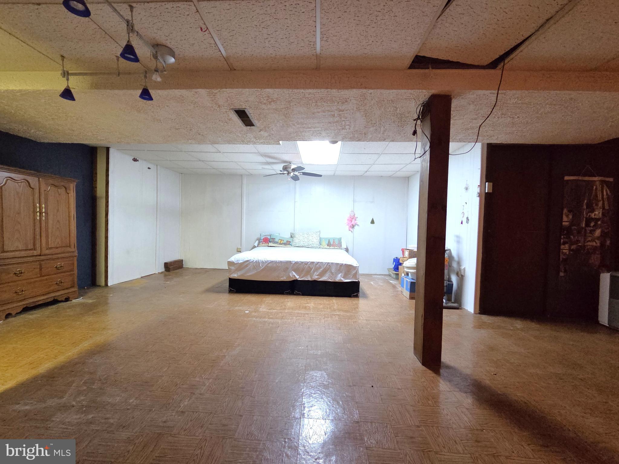 JARRETTSVILLE - Residential