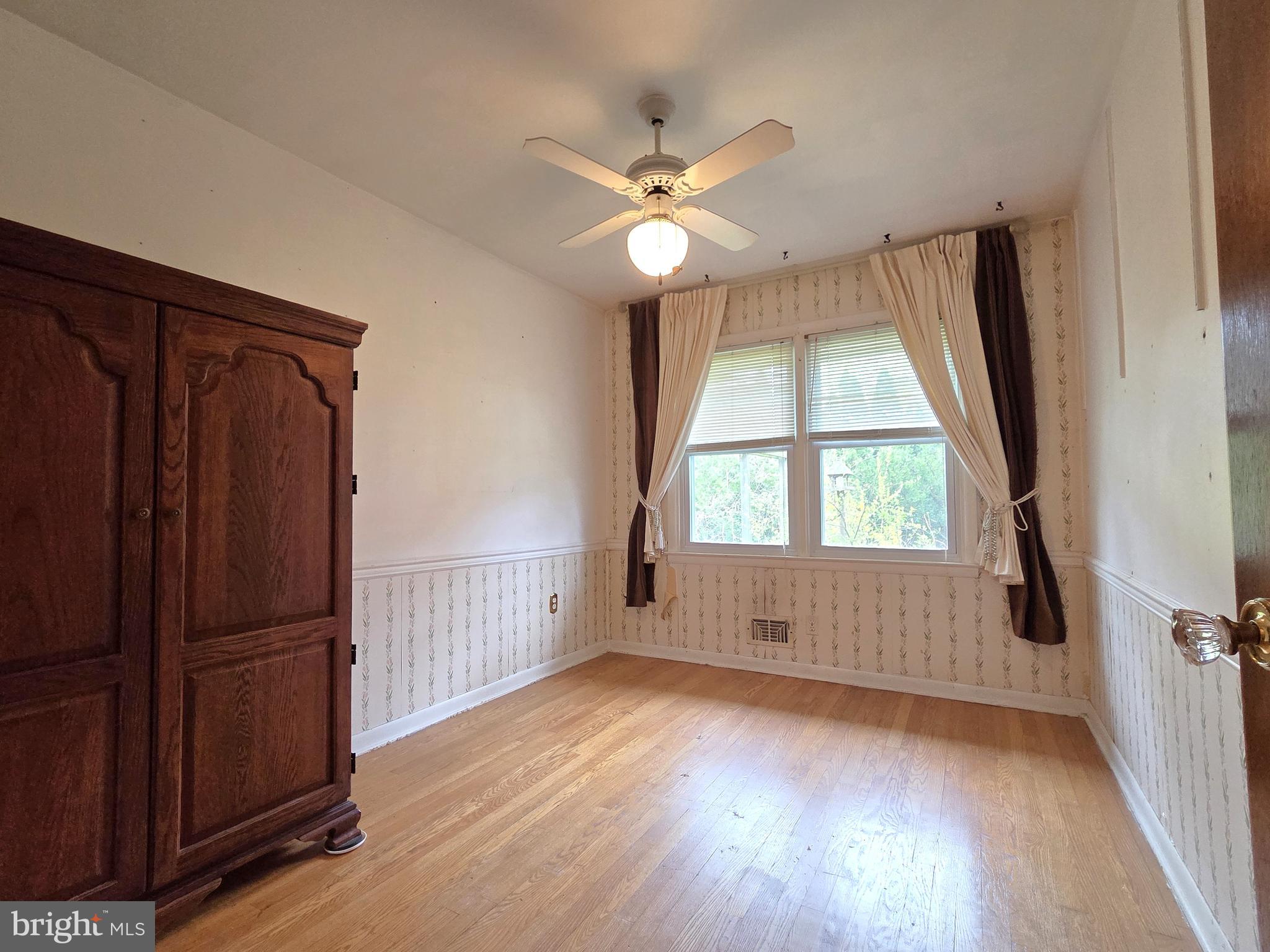 JARRETTSVILLE - Residential