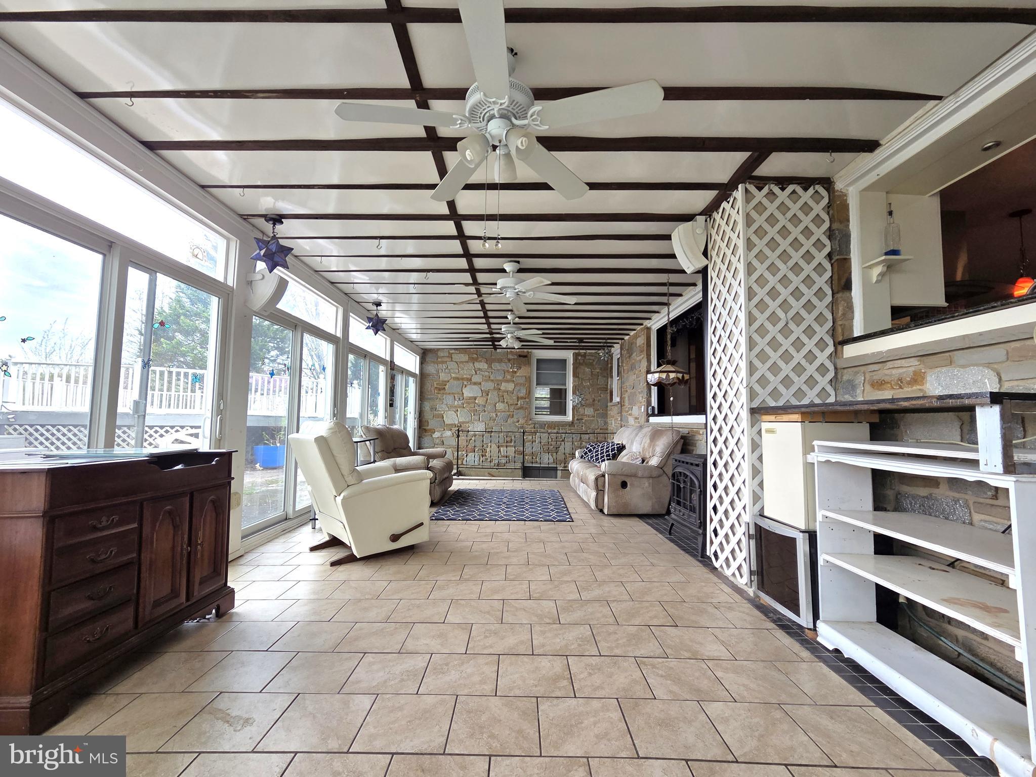 JARRETTSVILLE - Residential