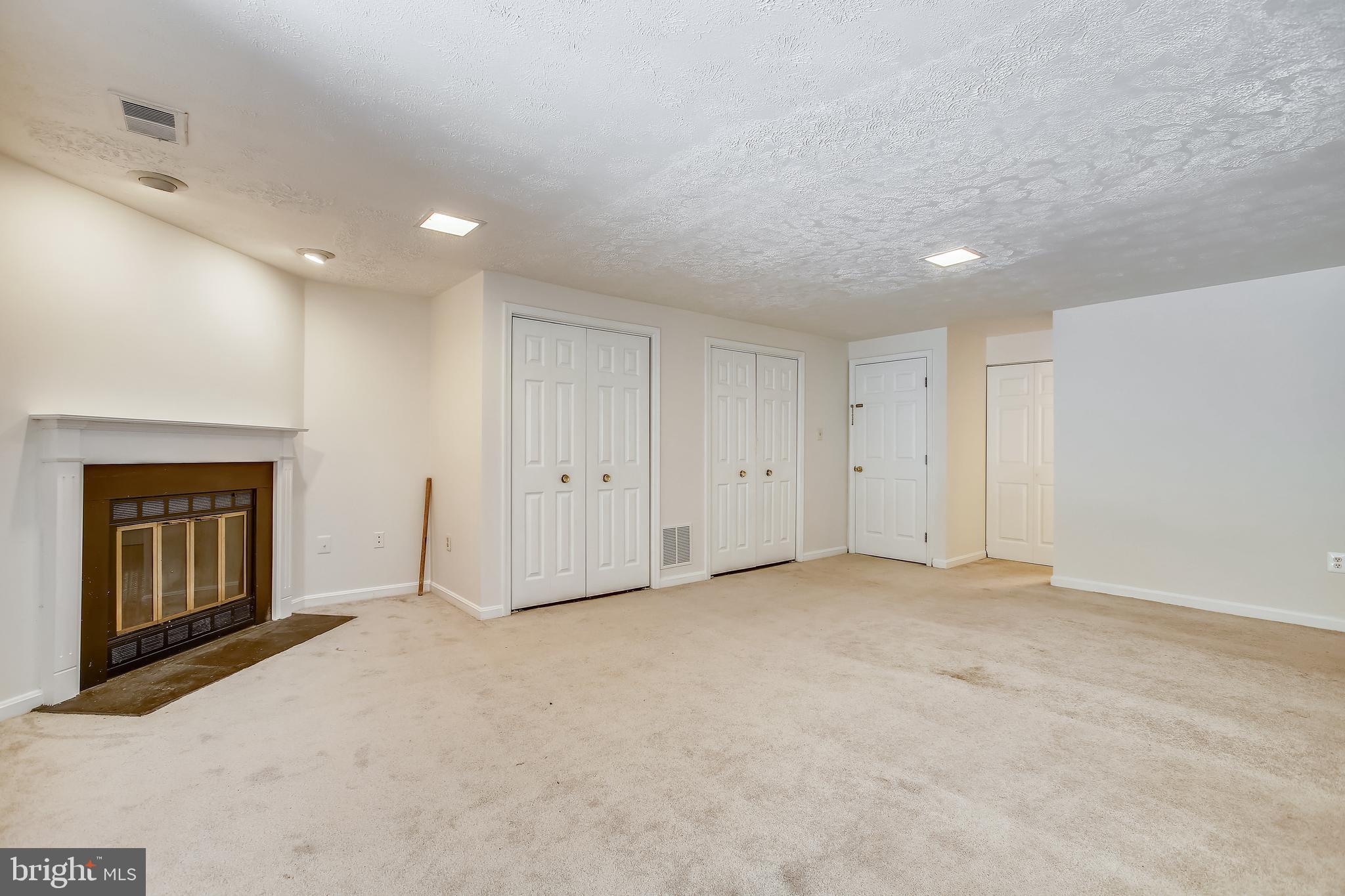 WESTWATER POINT - Residential Lease