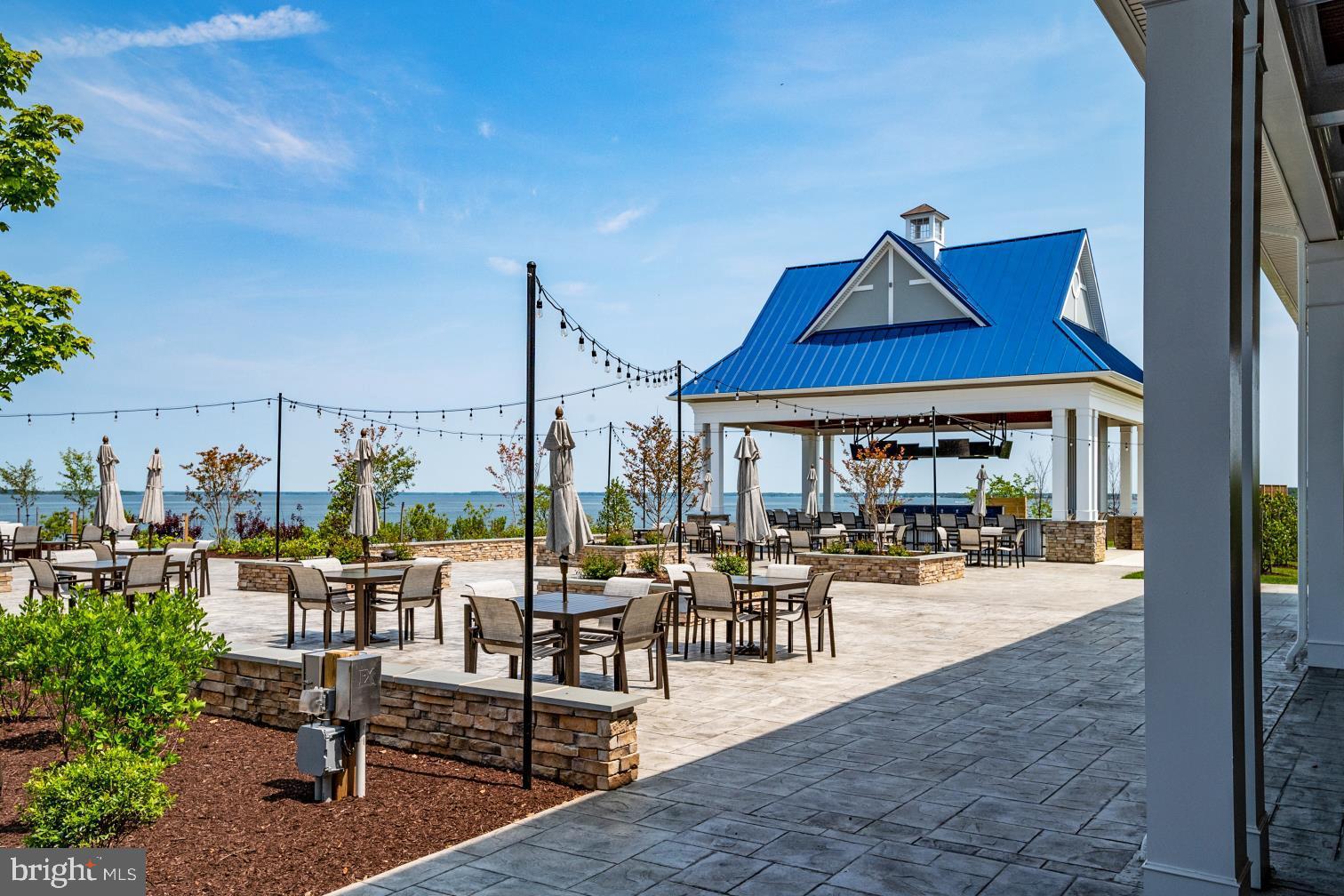 FOUR SEASONS AT KENT ISLAND - Residential Lease