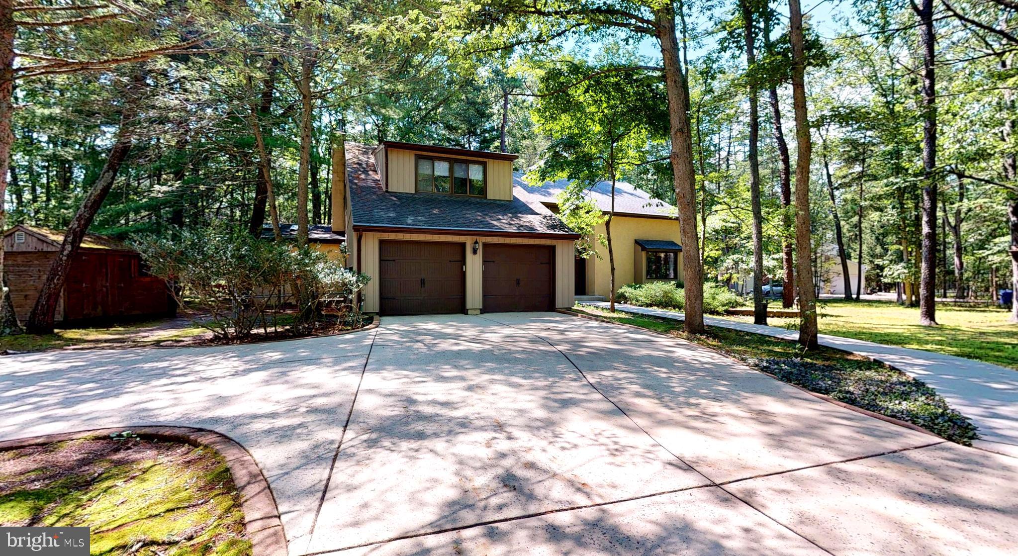 5 PLEASANT MILL COURT
