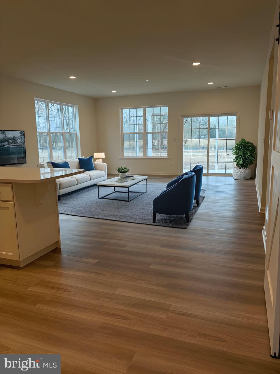 631 RESORT BOULEVARD