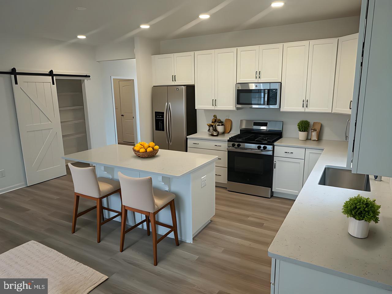 631 RESORT BOULEVARD