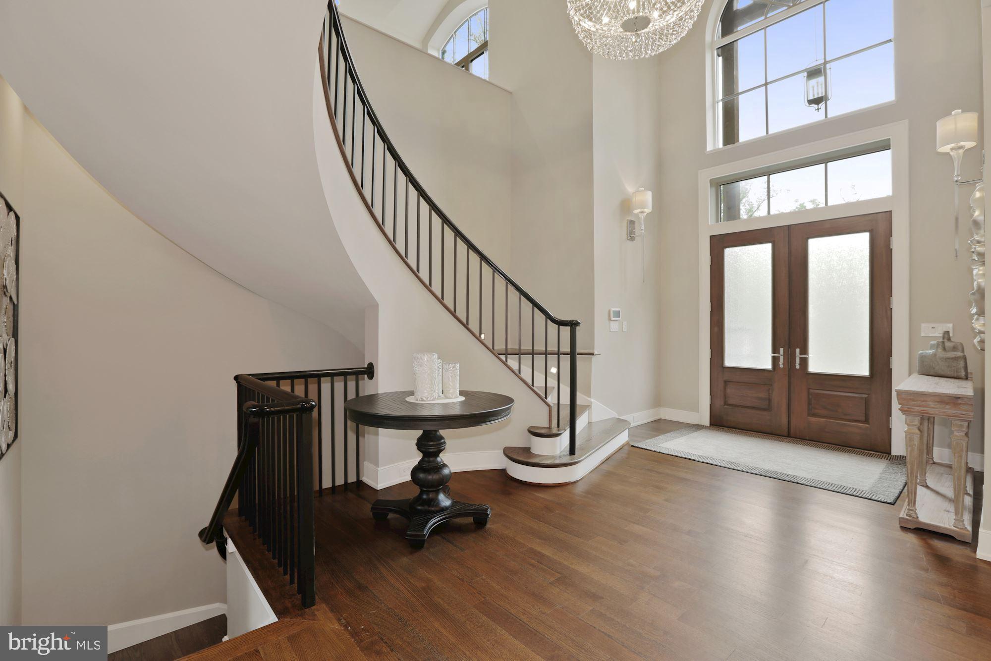 WILLIAMSBURG ESTATES - Residential