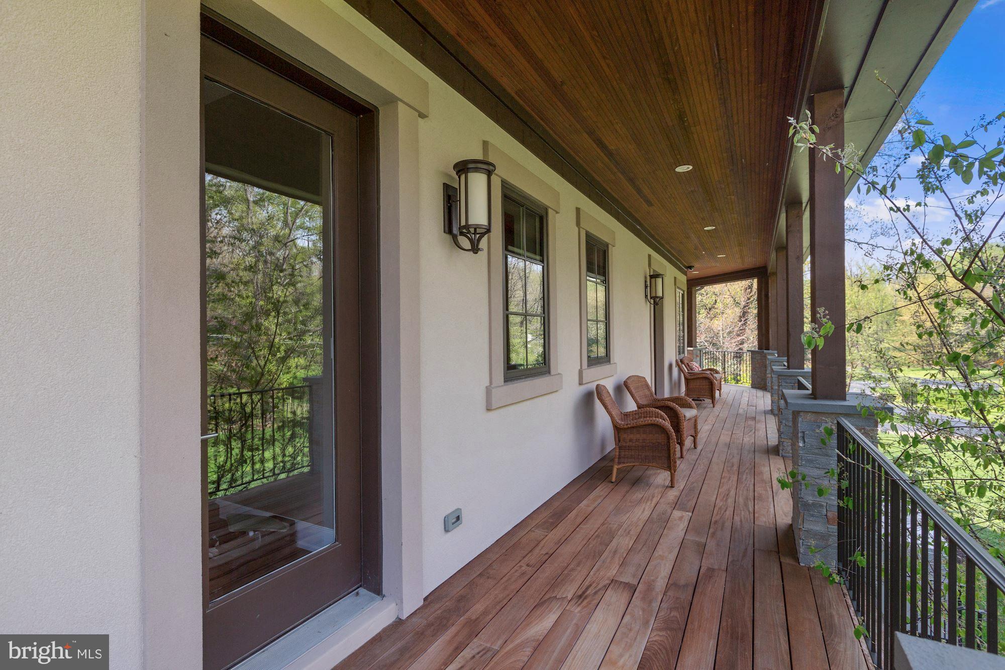 WILLIAMSBURG ESTATES - Residential