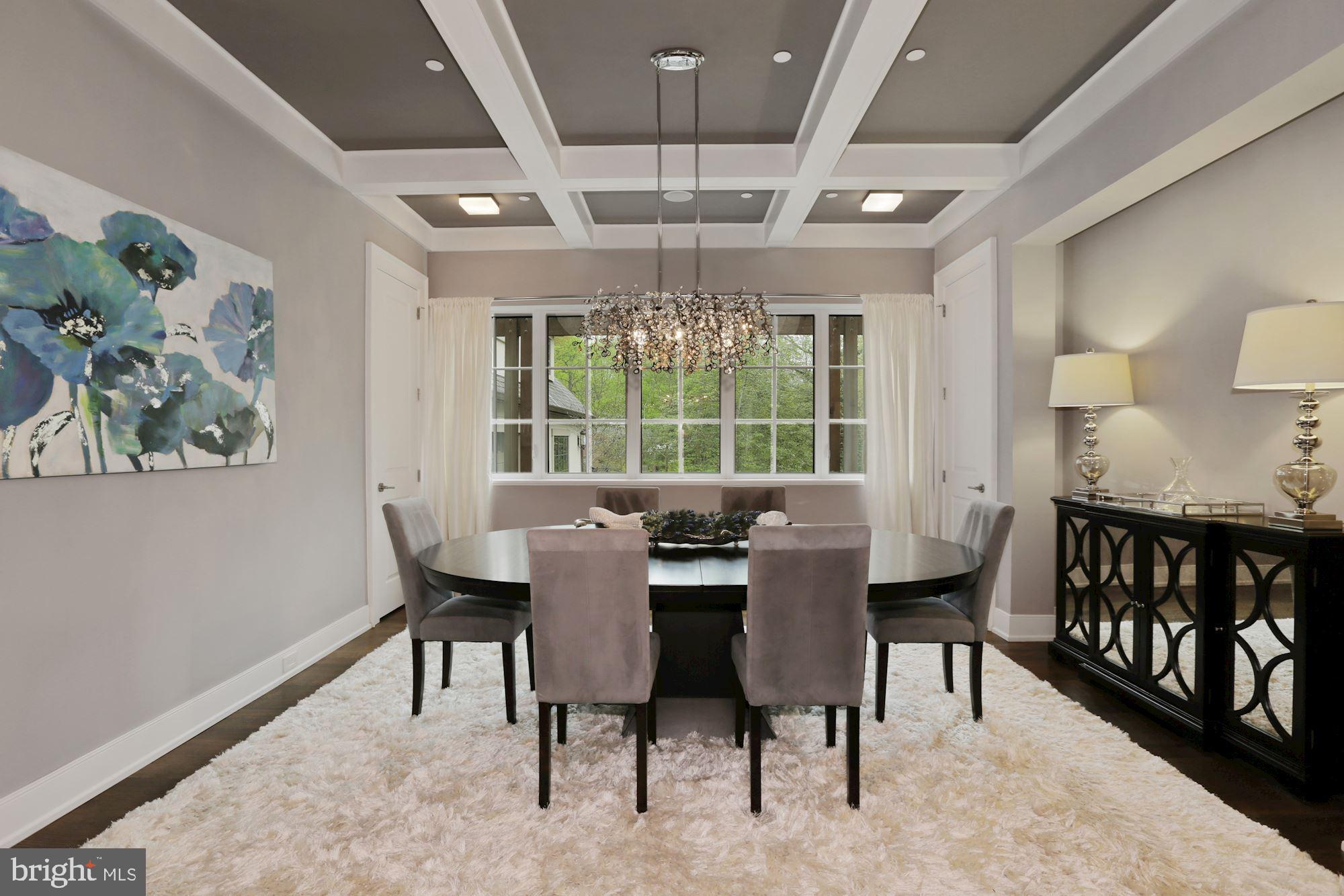 WILLIAMSBURG ESTATES - Residential