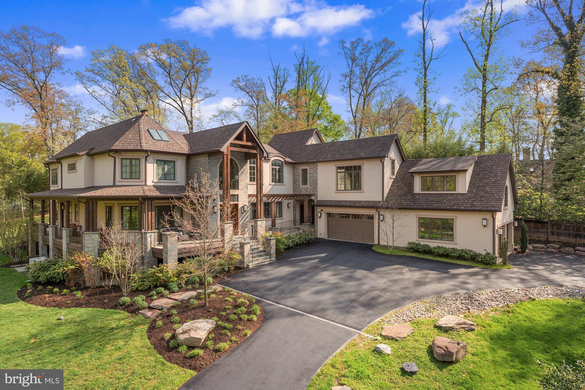 WILLIAMSBURG ESTATES - Residential