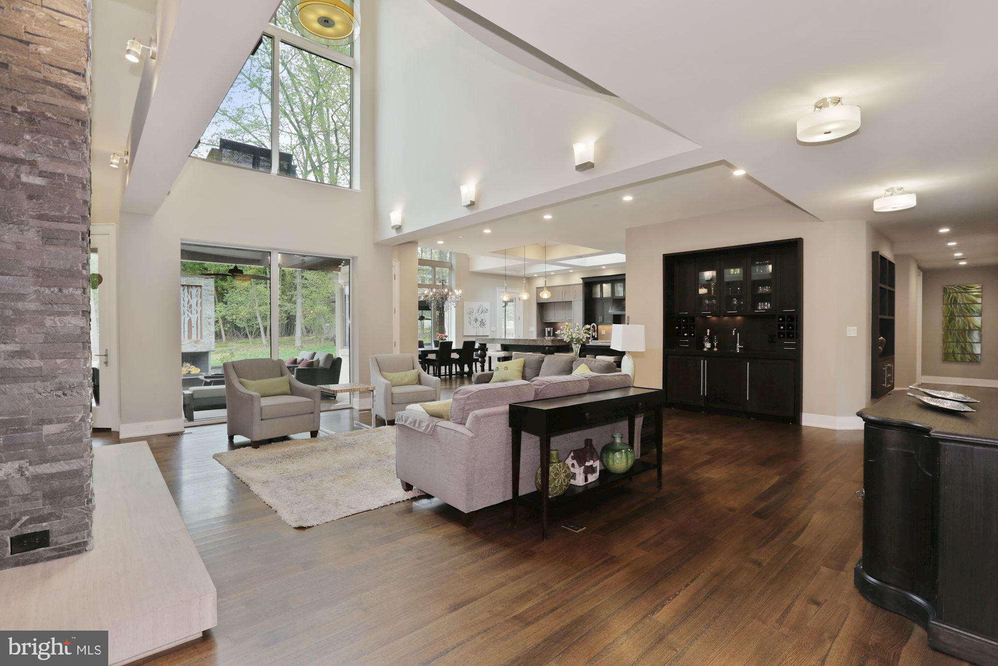 WILLIAMSBURG ESTATES - Residential