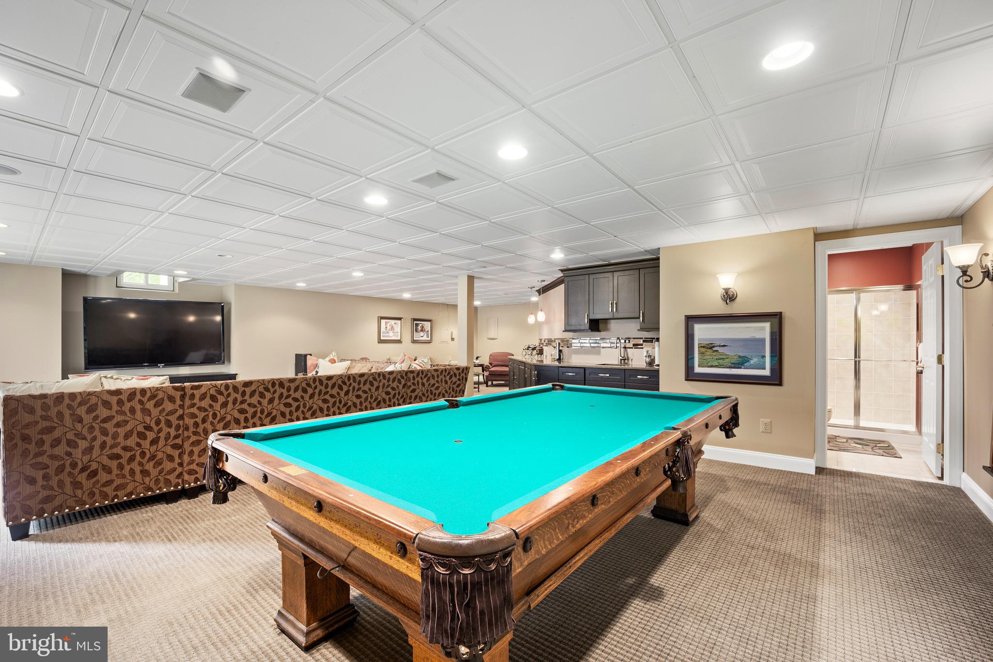 PICKERING MEADOWS - Residential